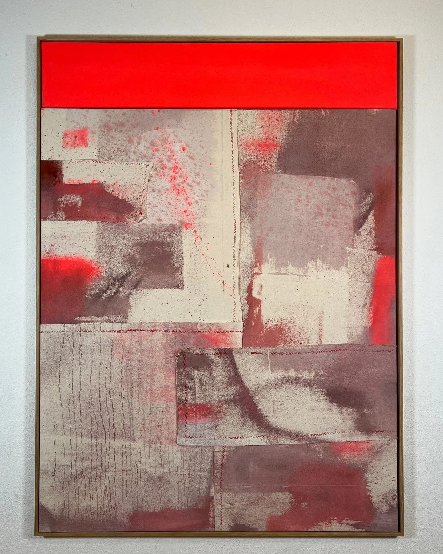 Fragmented canvases, painted and stitched 🪡

150cm x 110cm