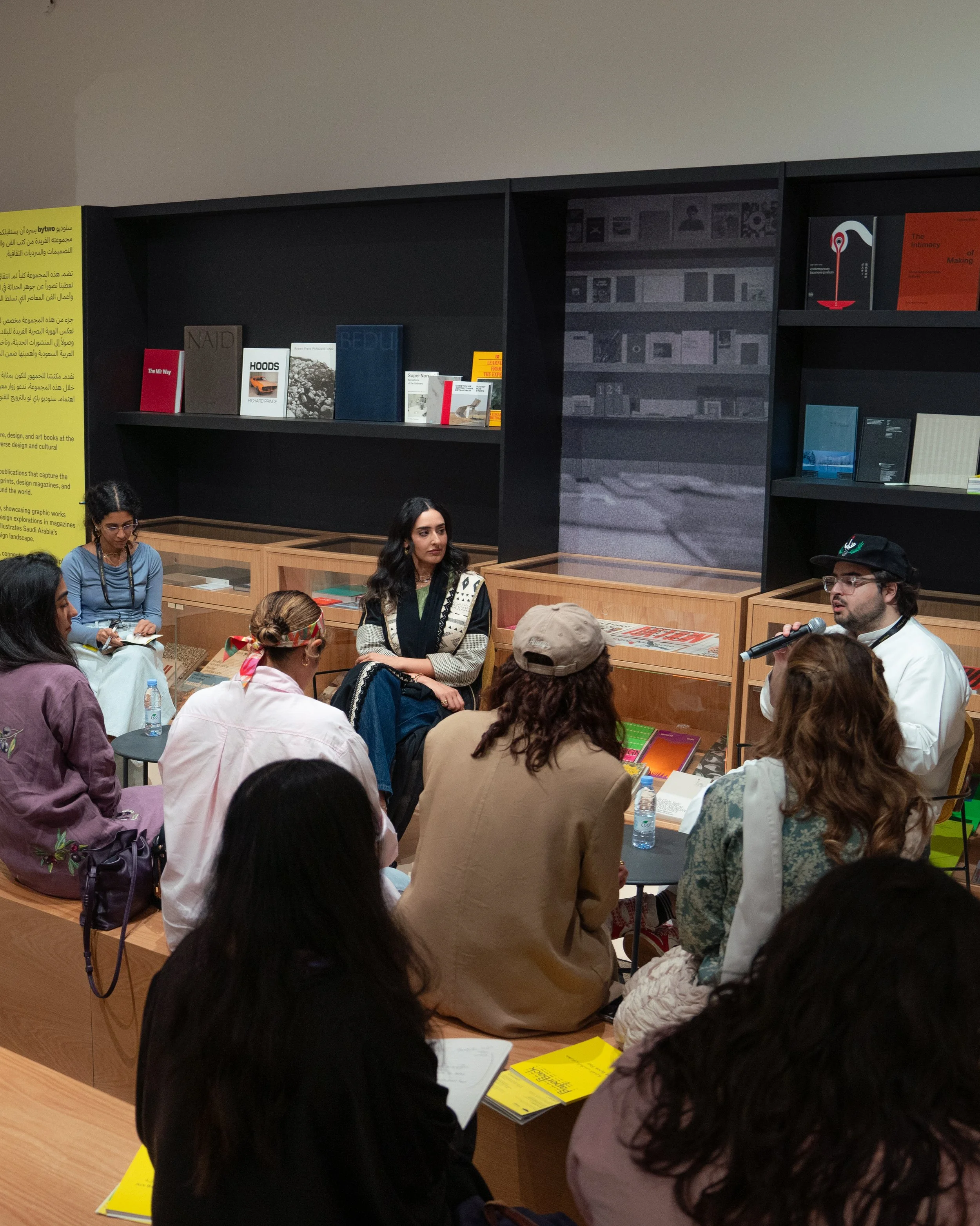 PAPERBACK-DAY1-EDITED 4X5-03174.jpg