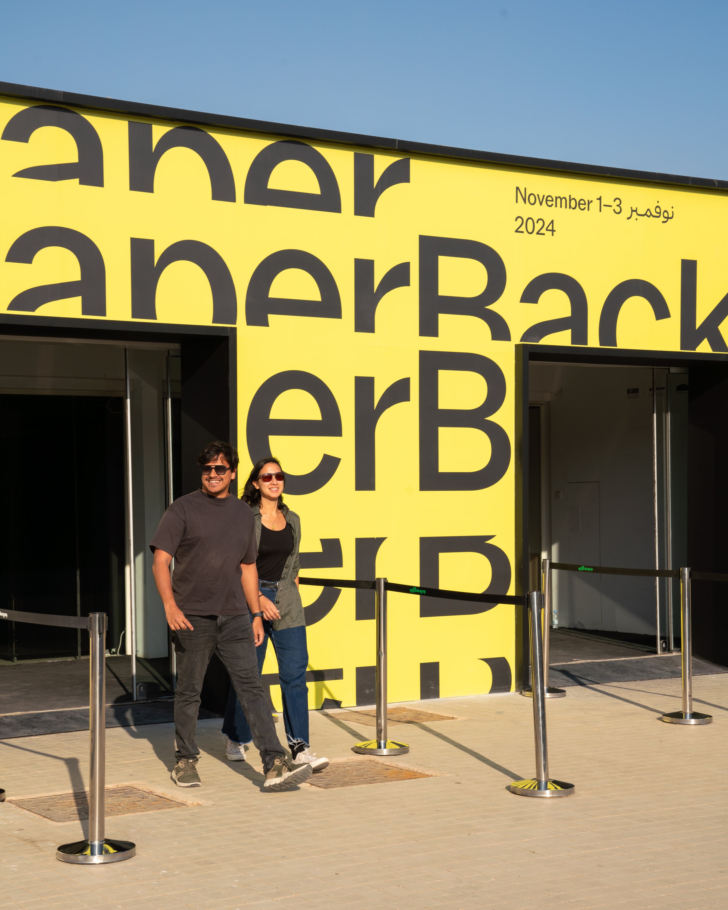 PAPERBACK-DAY2-EDITED 4x5-04482.jpg