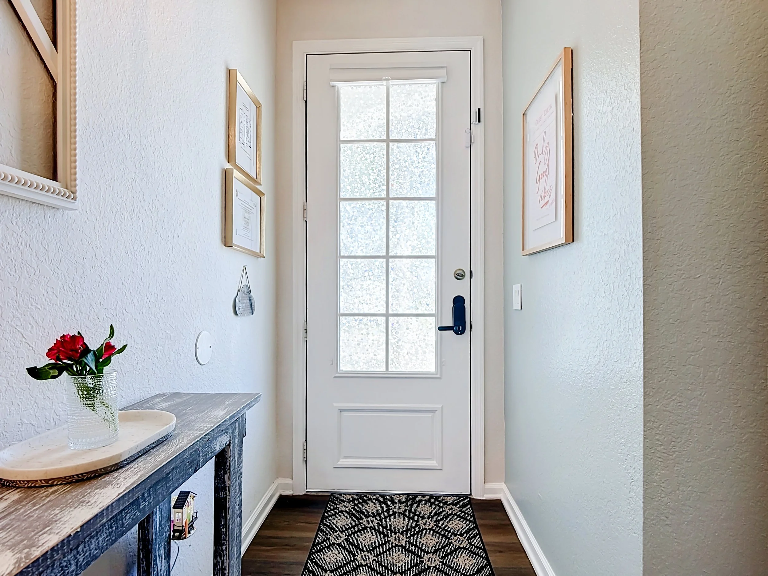 7658 Otterspool Street-13.jpg