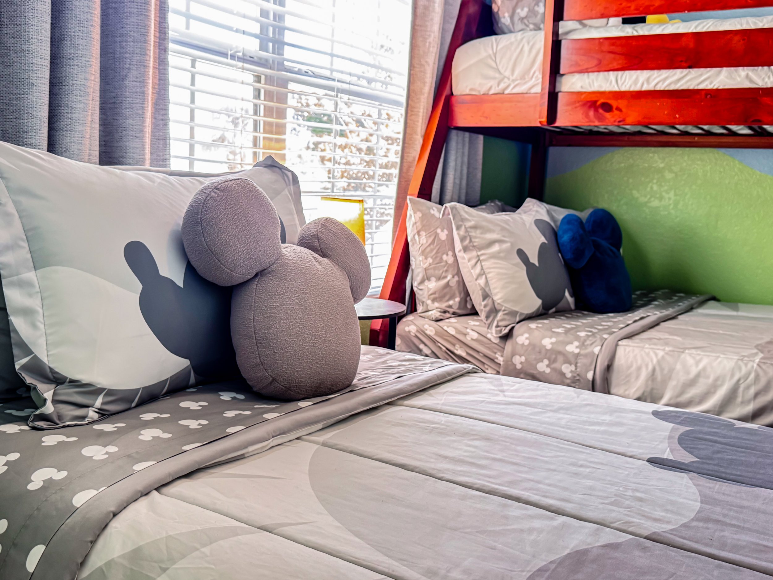 7658 Otterspool Street-37.jpg