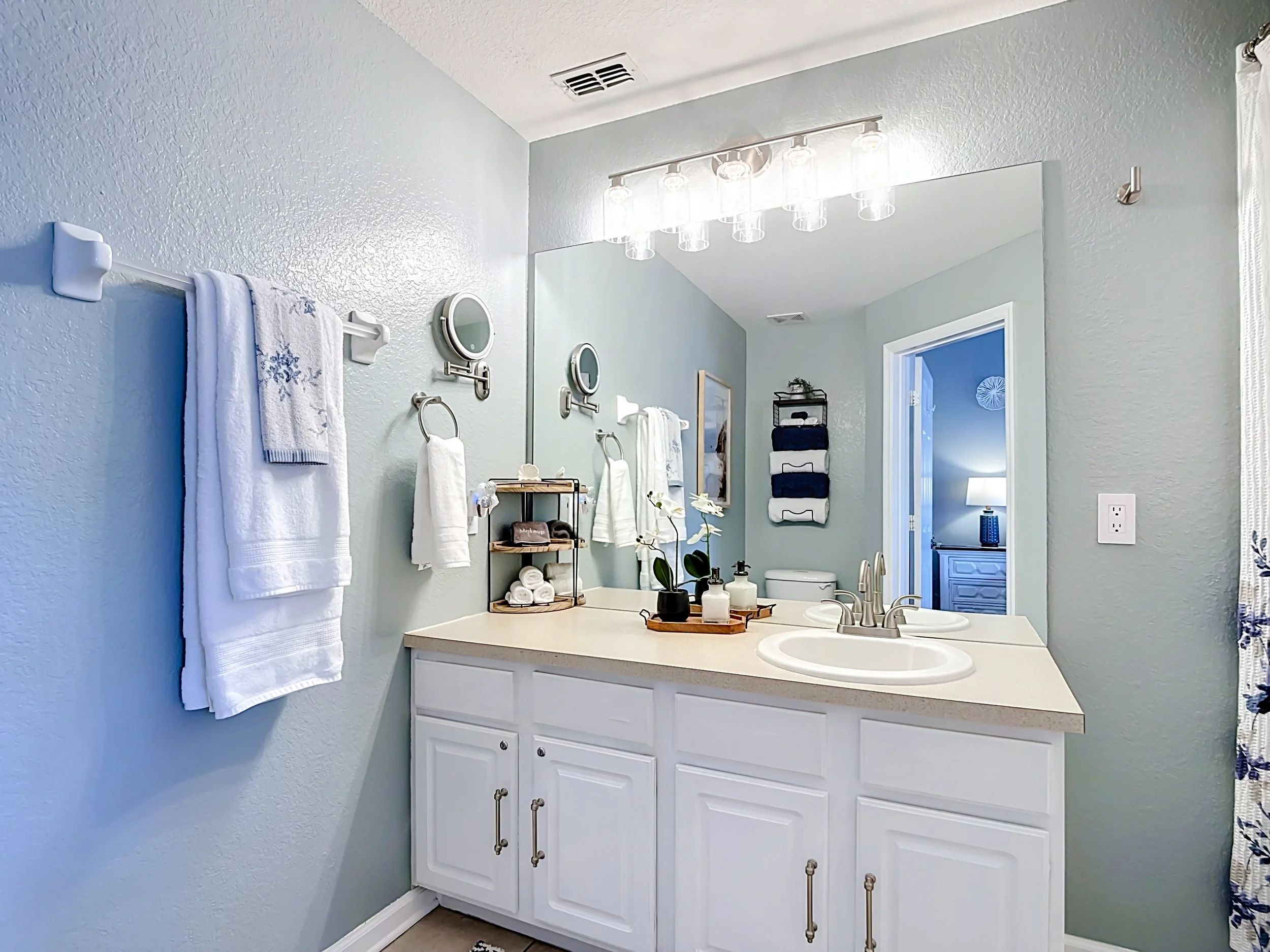 7658 Otterspool Street-50.jpg