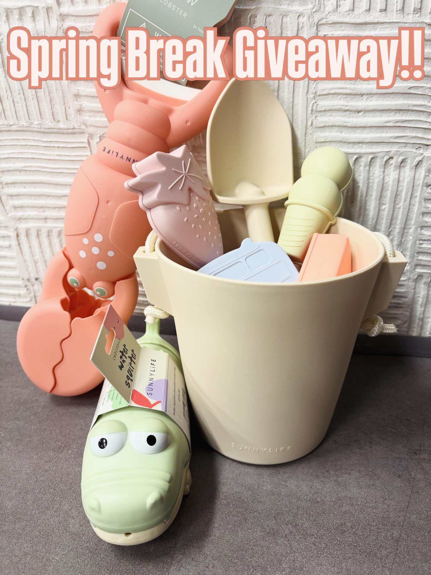 ✨ SPRING GIVEAWAY! ✨ 

We&rsquo;re giving away this adorable Sunnylife Beach Toy Set ☀️🏖️ &mdash; perfect for spring and summer play!

How to Enter: 
1️⃣ Follow our page 
2️⃣ Share this post to your stories 
3️⃣ Tag 3 friends in the comments 

Each 