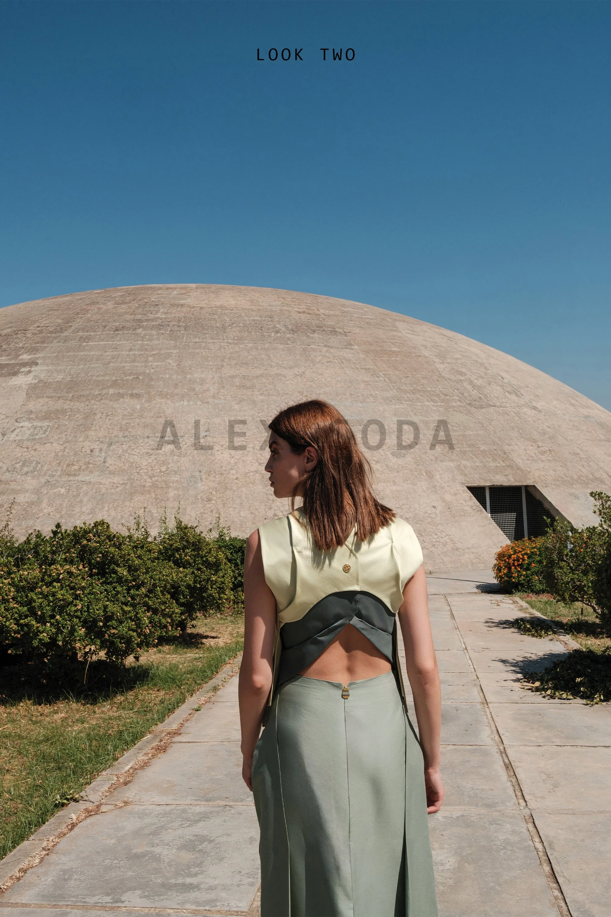 ALEX SODA - LOOK 2C1 - WEB.jpg