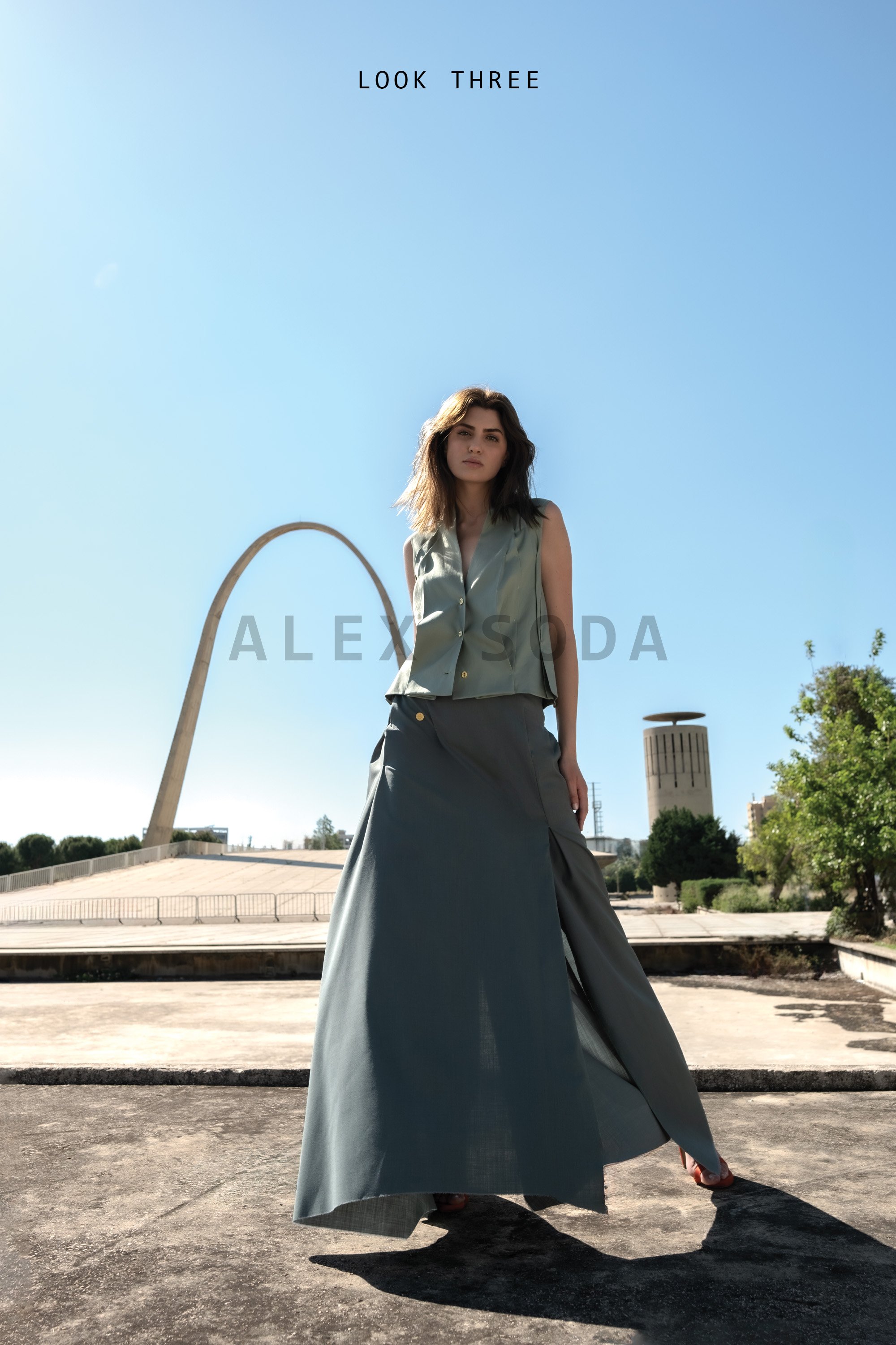 ALEX SODA - LOOK 3C - WEB.jpg