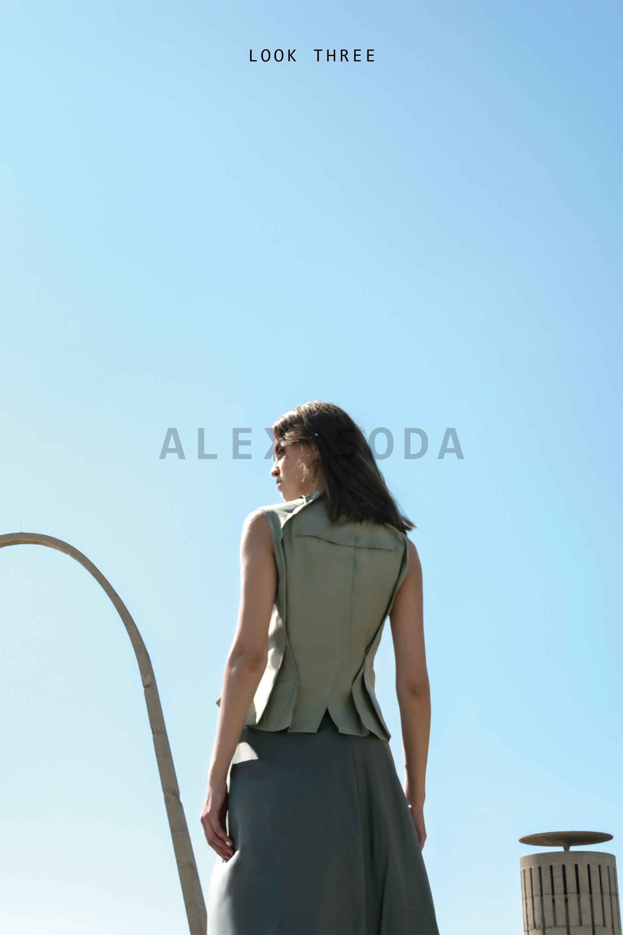 ALEX SODA - LOOK 3C1 - WEB.jpg