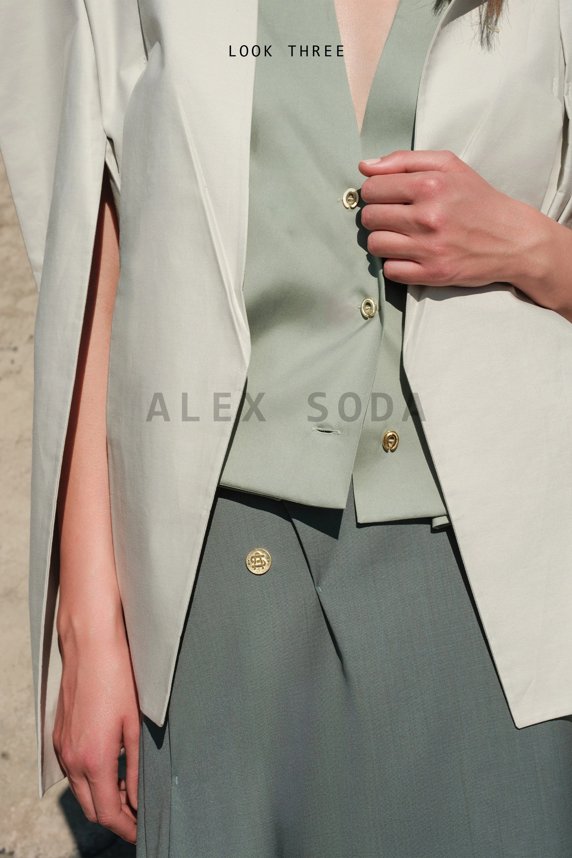 ALEX SODA - LOOK 3C4 - WEB.jpg