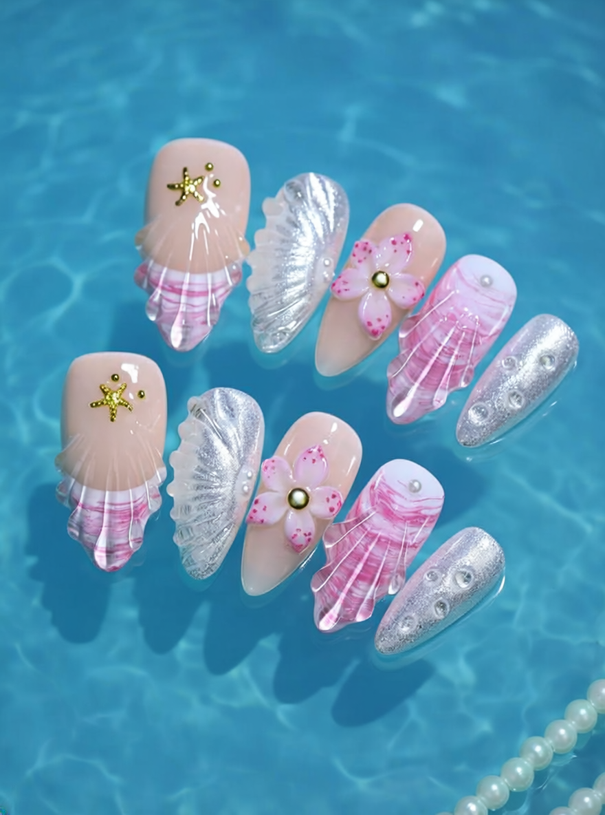 Starfish & Stripes Nails
