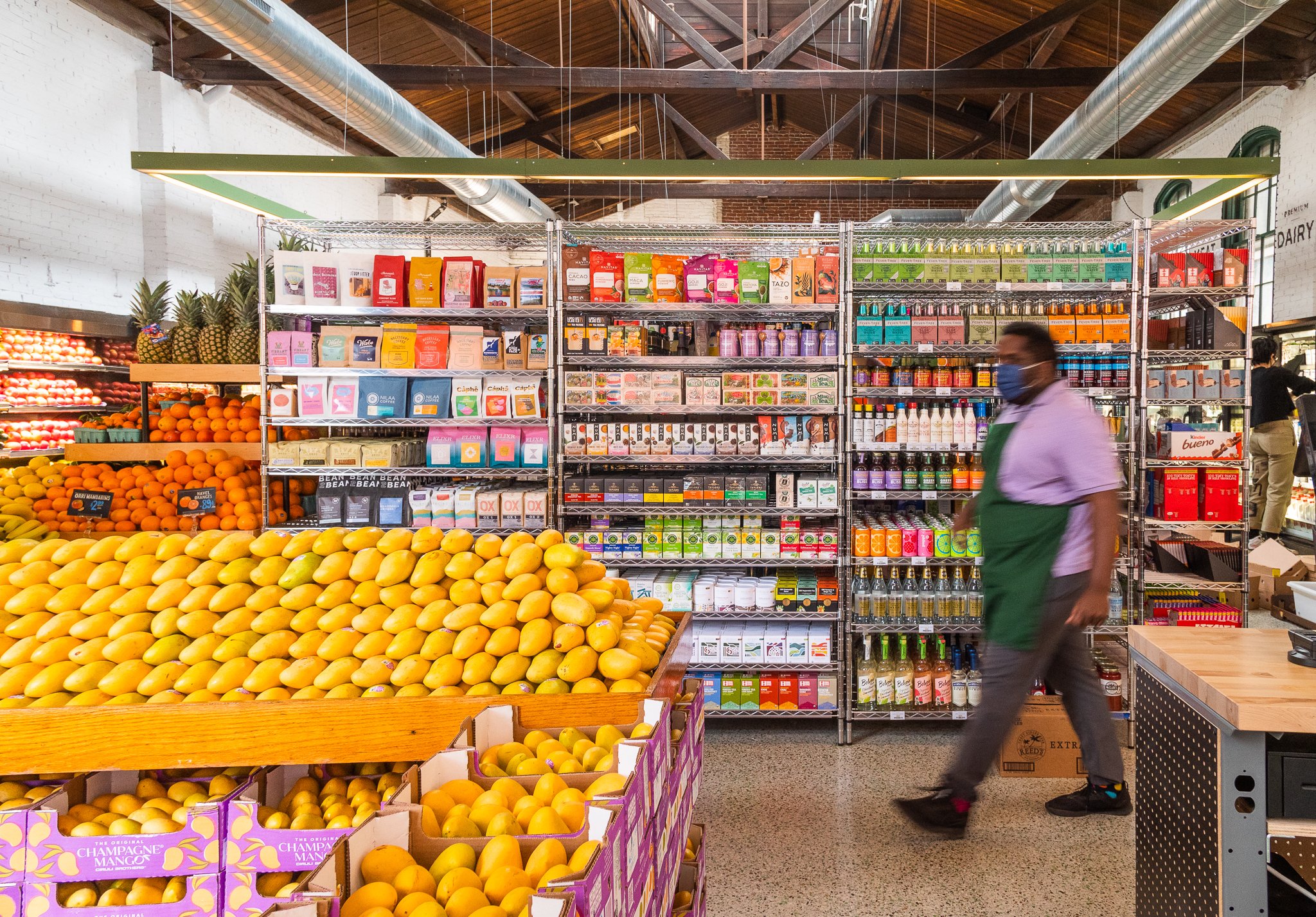 N. Riverwards Bread Street Location Interior_0.jpg
