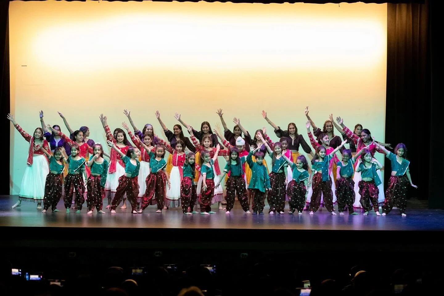A sneak peek 👀 Yesterday was our first-ever Rani Dance recital &mdash; over 200 attendees, 40 students, and an incredible show. Couldn&rsquo;t be prouder of these kids. Heart is full. 💛

PC: @ravigee 
Costumes: @kairakollection.in 

#RaniDance #Dan