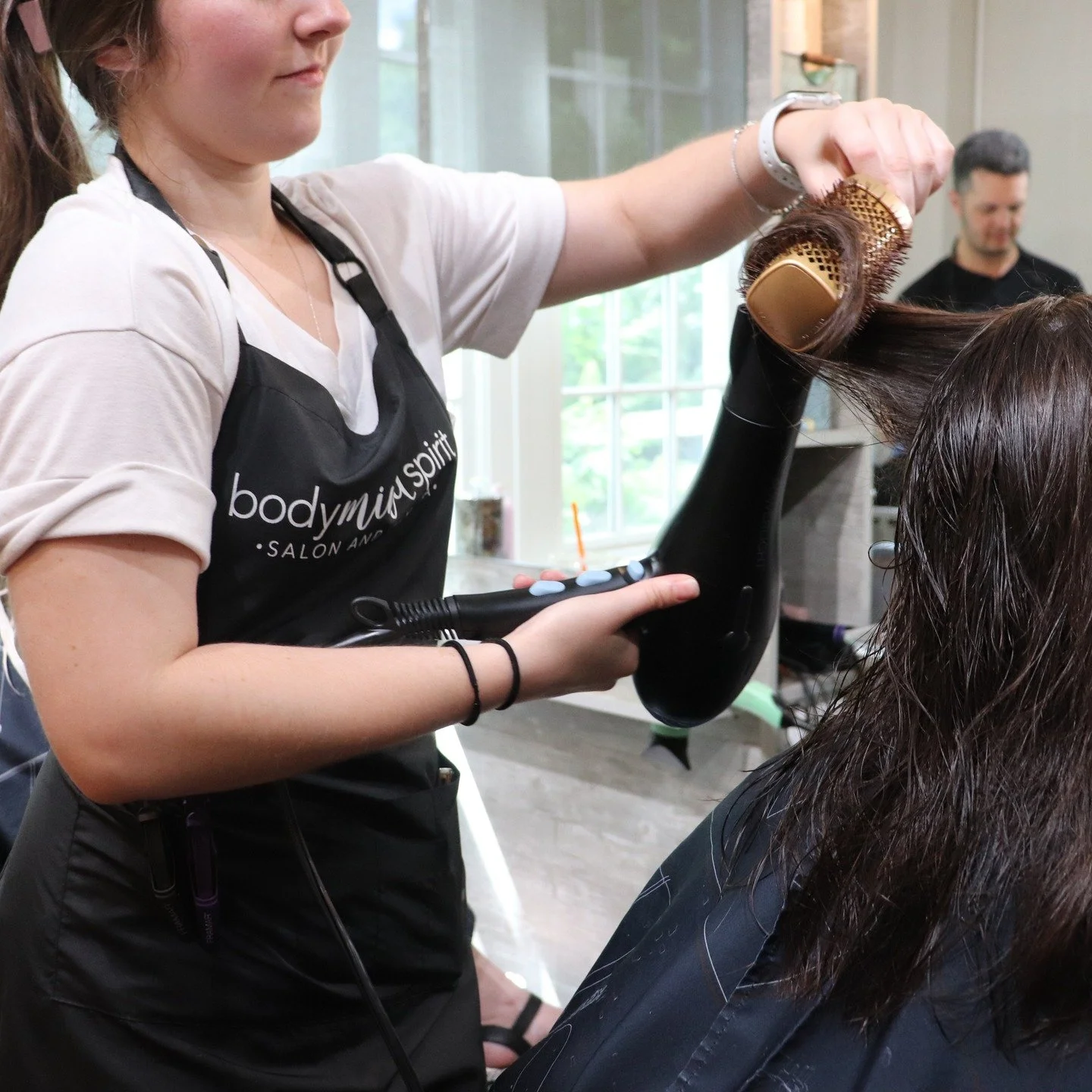 Guess what&hellip; if you book a weekly blowout, you never have to wash your hair 😉 #MAhairstylist #GrotonHair #MASalon