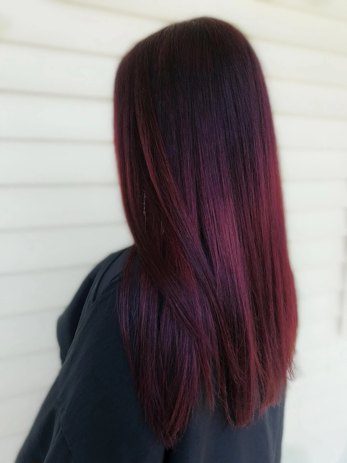 Cherry cola 🍒🥤 

Done by Jess! @cleanseyourcrown ✨

#MAhairstylist #GrotonHair #MassachusettsSalon