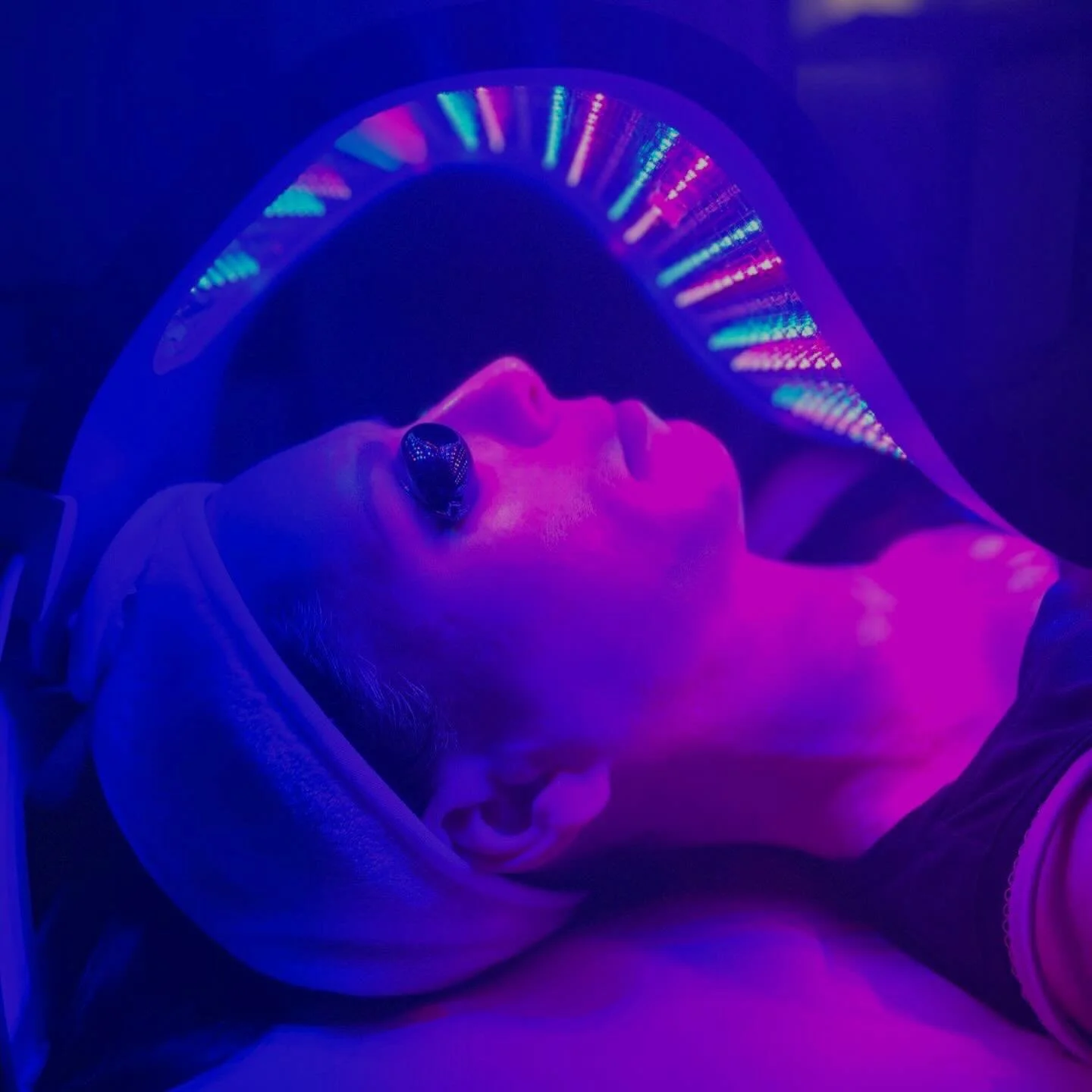 Celluma glow loading&hellip;

Two targeted settings:
&bull; Acne: calm breakouts + reduce inflammation
&bull; Anti-aging: boost collagen + smooth + firm

Book as a treatment or add-on to your facial at spagroton.com 💻

#grotonma #celluma #ledlightth