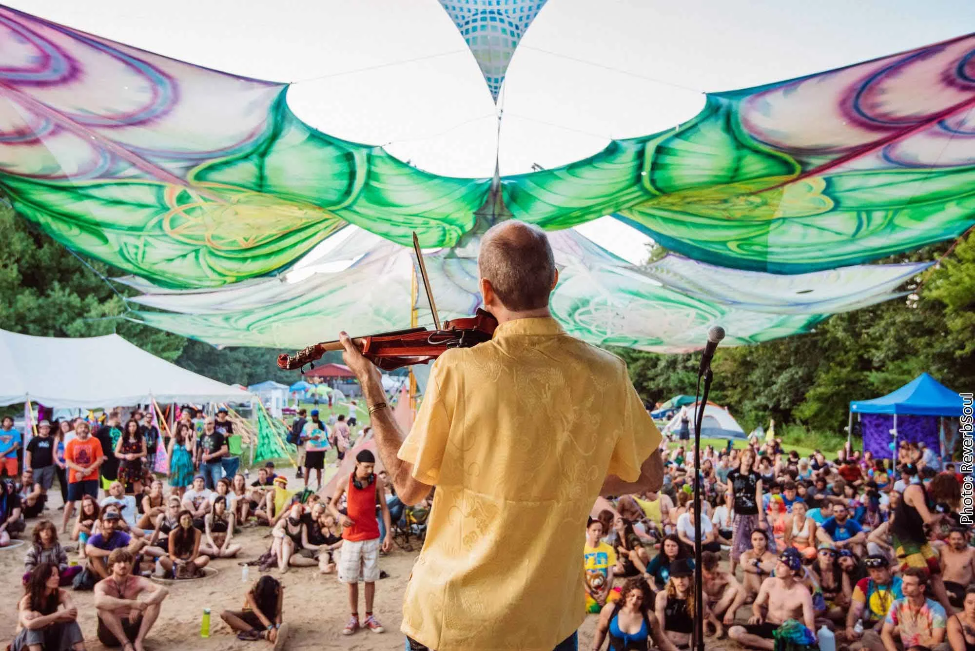 Dixon's Violin - Sacred-Earth-crowd,-credit-added-(low-res).jpg