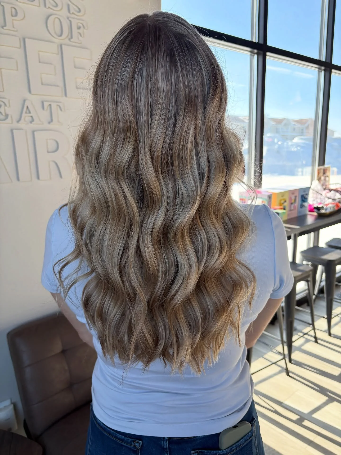 🎀 ✨We are so excited for another week of beautiful hair ahead. 

STYLIST : CAITLYN

Book an appointment at  cloud9salonanddayspa.com