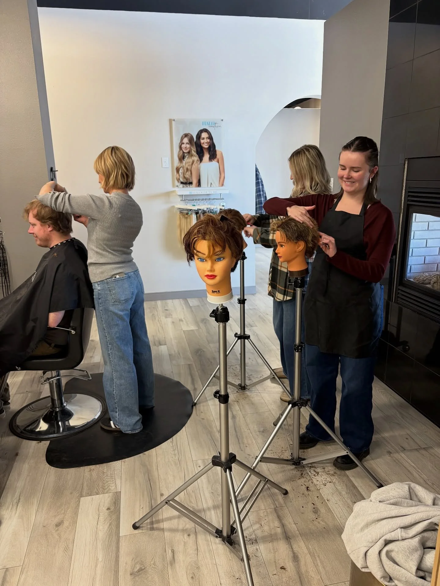 Perfecting our skills. 💪💇🏽&zwj;♂️💇🏼