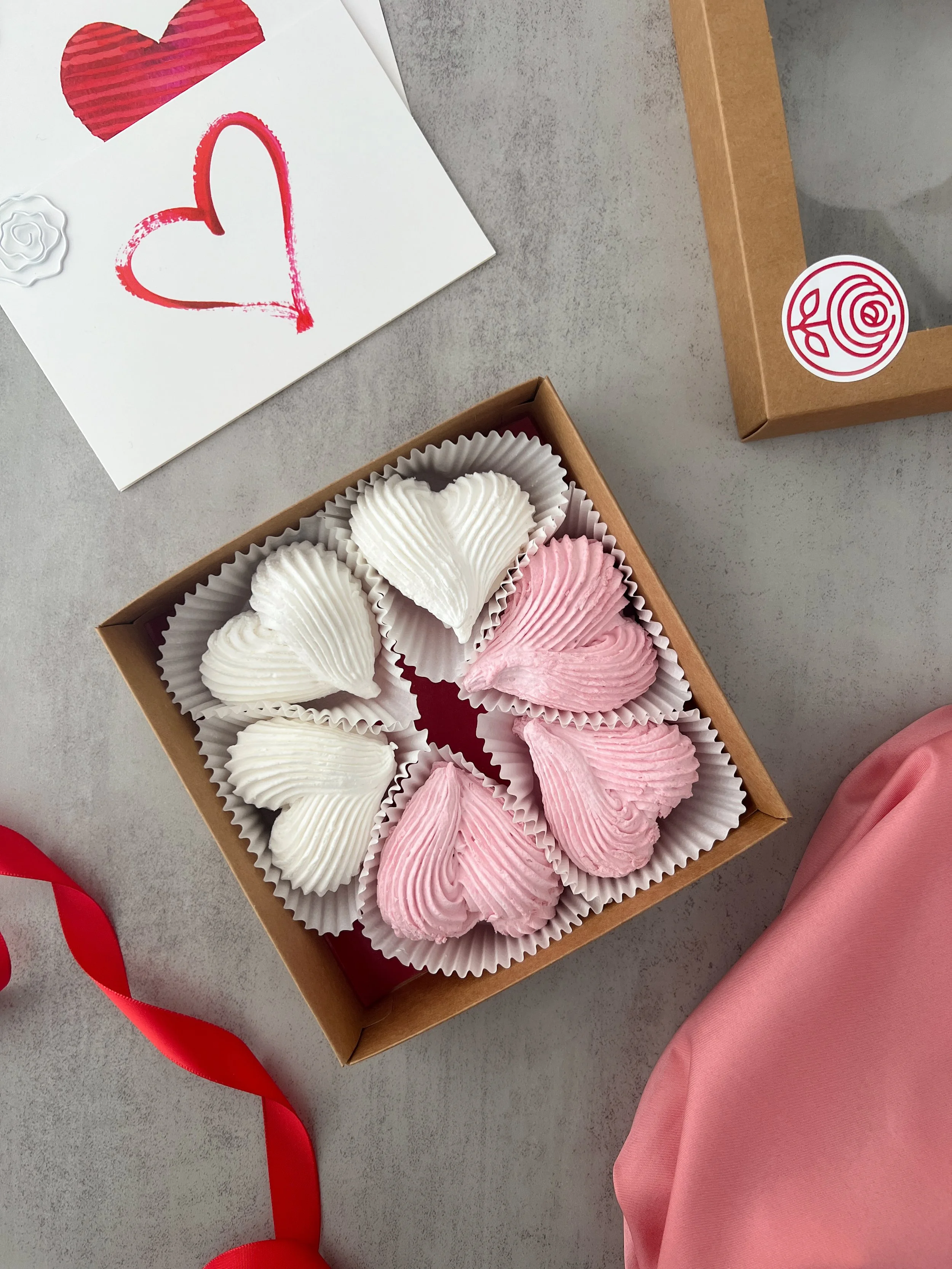 Small Zefir box Valentines.JPG