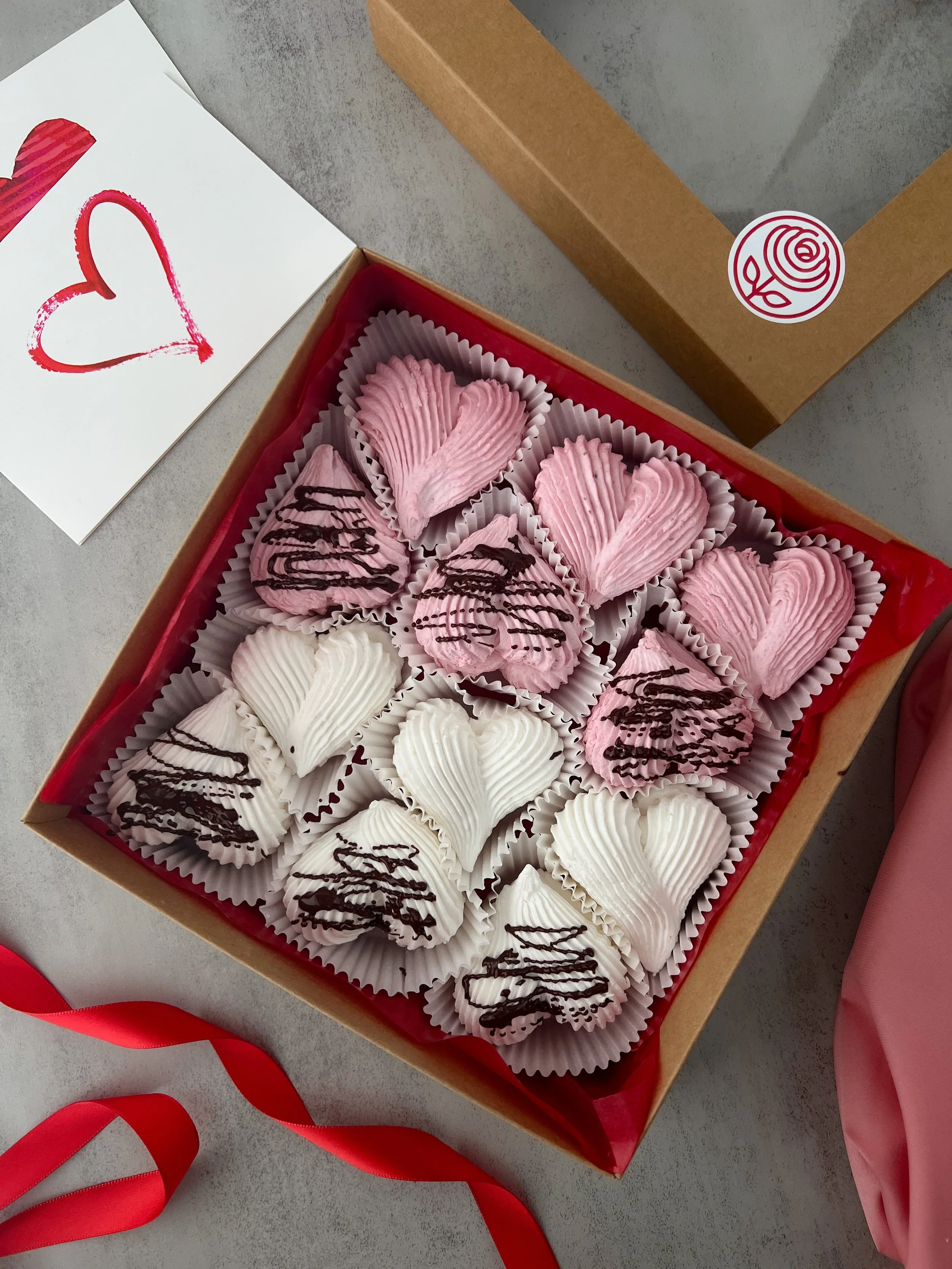 Chocolate Zefir Hearts Valentines Gift Box