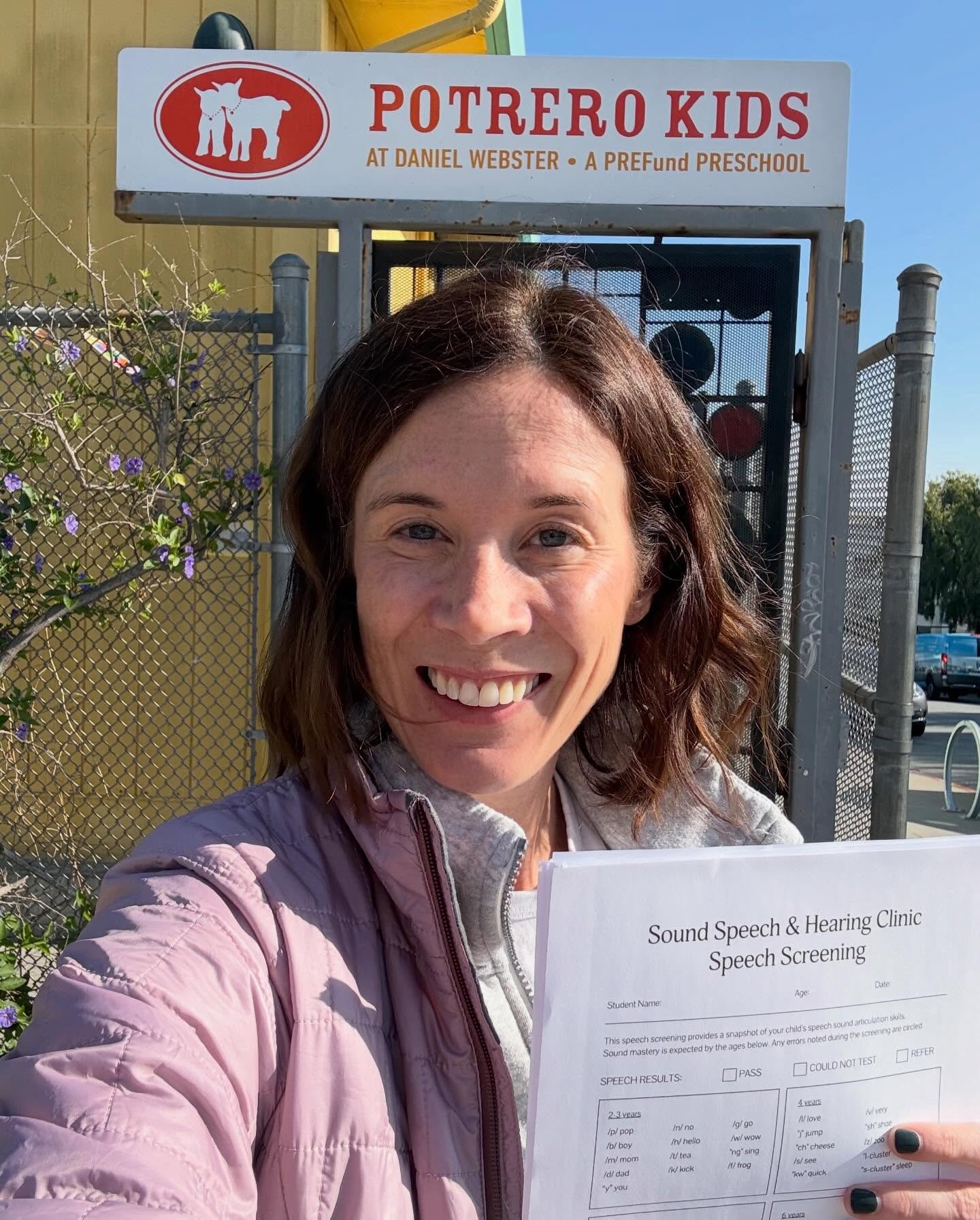 What a match-up! 100 KIDS vs 1 SLP 🥊 in today&rsquo;s speech screening challenge!

We&rsquo;re pretty sure the kids &ldquo;won&rdquo; but @jonojo sure is a champ! 🏆 😆 

It&rsquo;s always a wonderful, winning time working with Potrero Kids! 🥰