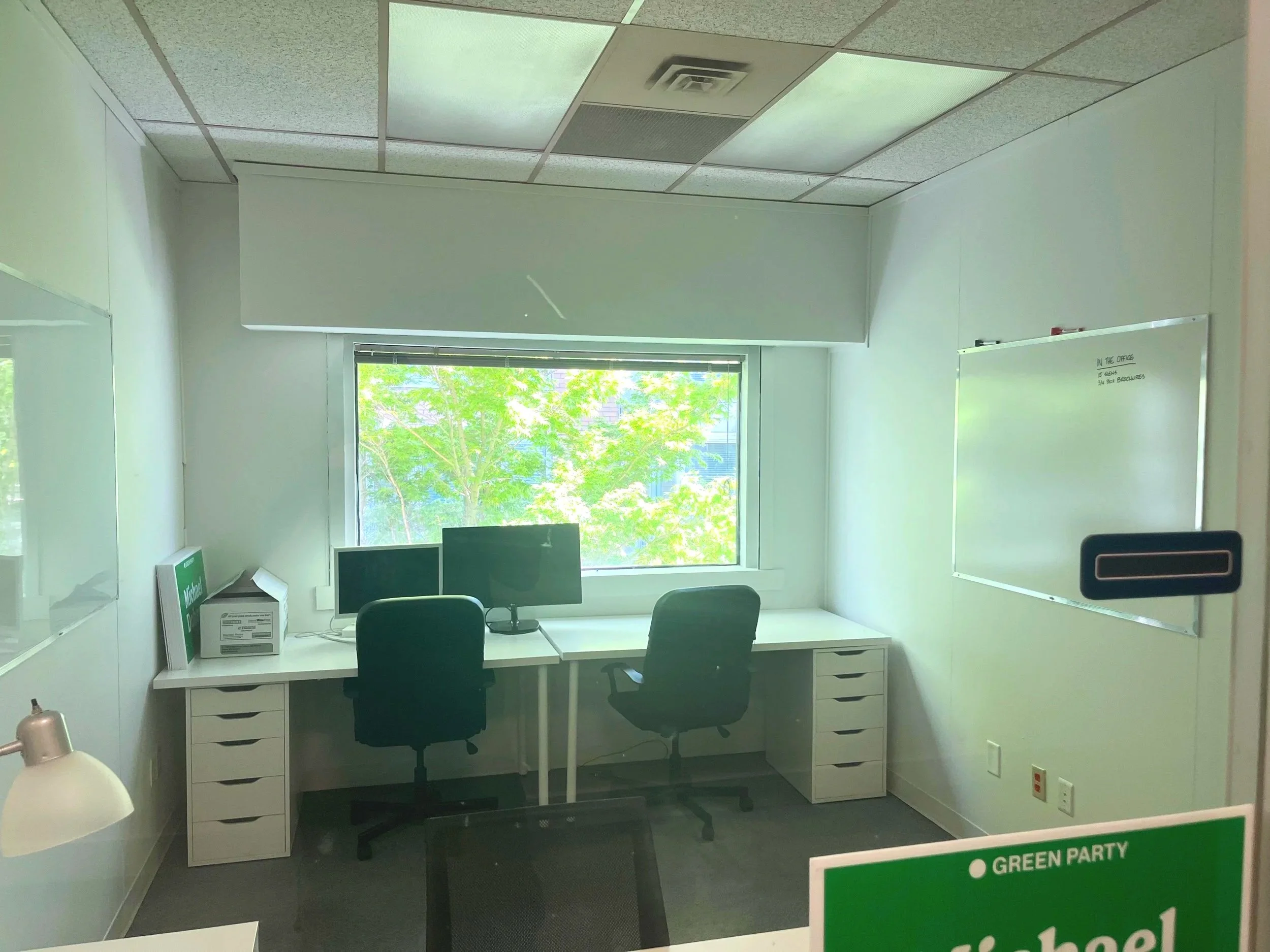 Small team office for rent