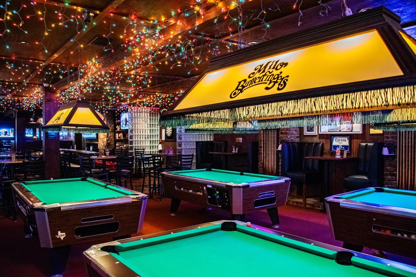 From lunch deals to happy hour specials, weekdays are better at Milo&rsquo;s.
.
.
.
#dallasbar #dallaadrinks #dallaslocal #dallasdivebar #dallasliving #thingstodoindallas