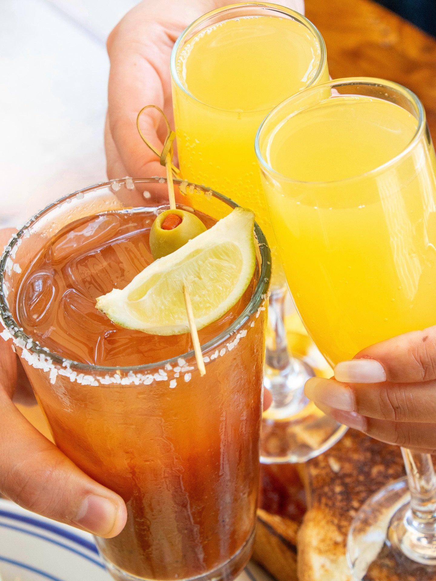 Ready for a weekend of full of brunch and football 🏈 🍳🍻
.
.
.
#dallassportsbar #dallasbar #dallaslocal #dallasbrunch