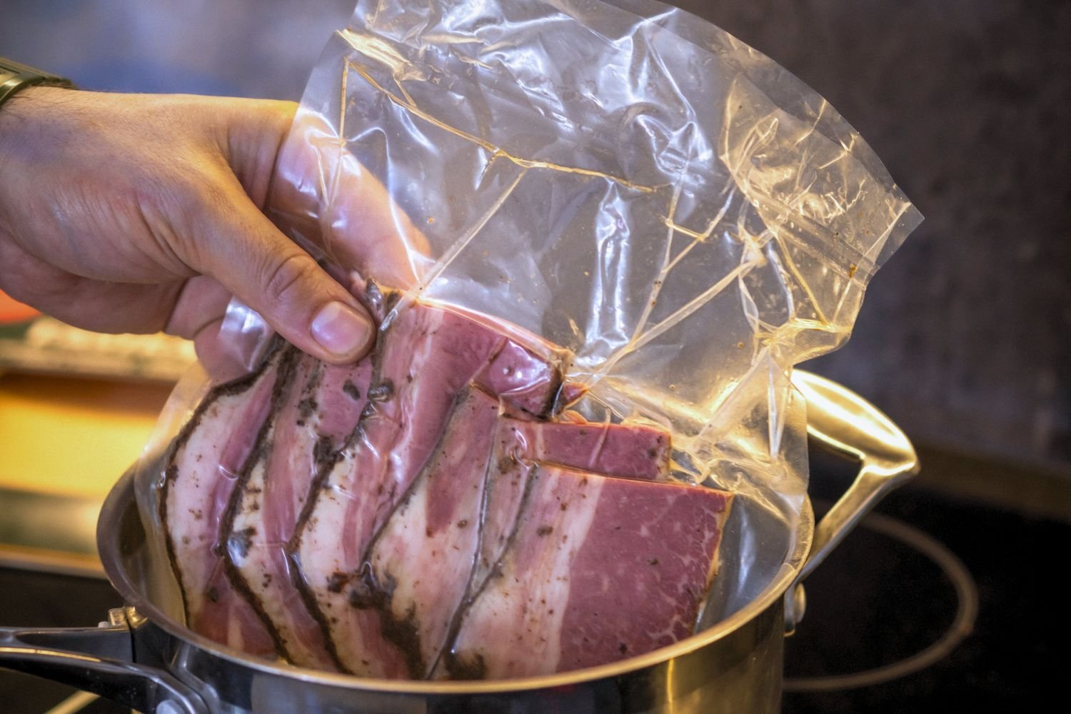 How to Heat Pastrami in a Pot: Zaidy’s Easy Stovetop Method