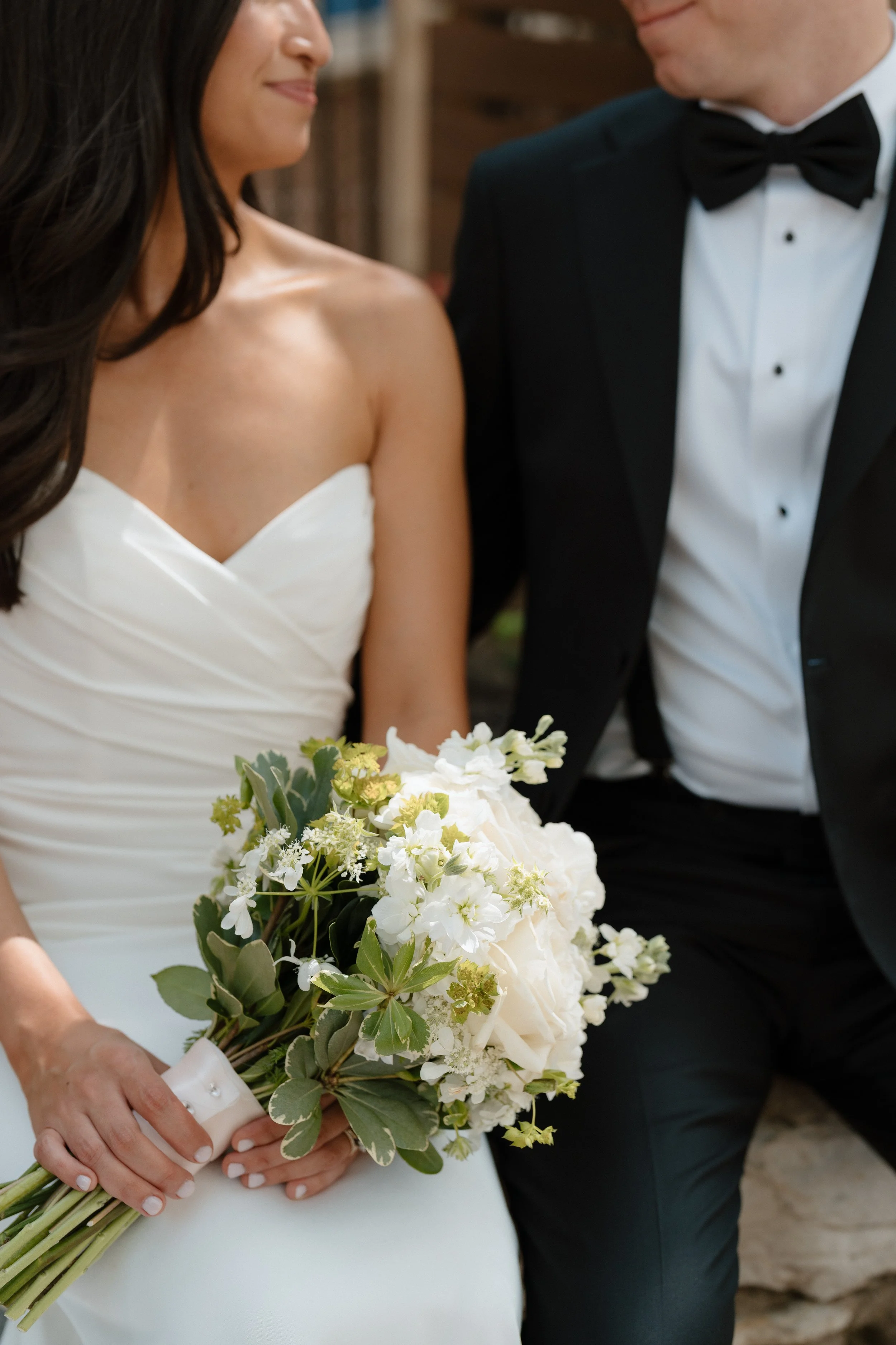 lake-travis-wedding-couple-portraits-texas-hill-country23.jpg