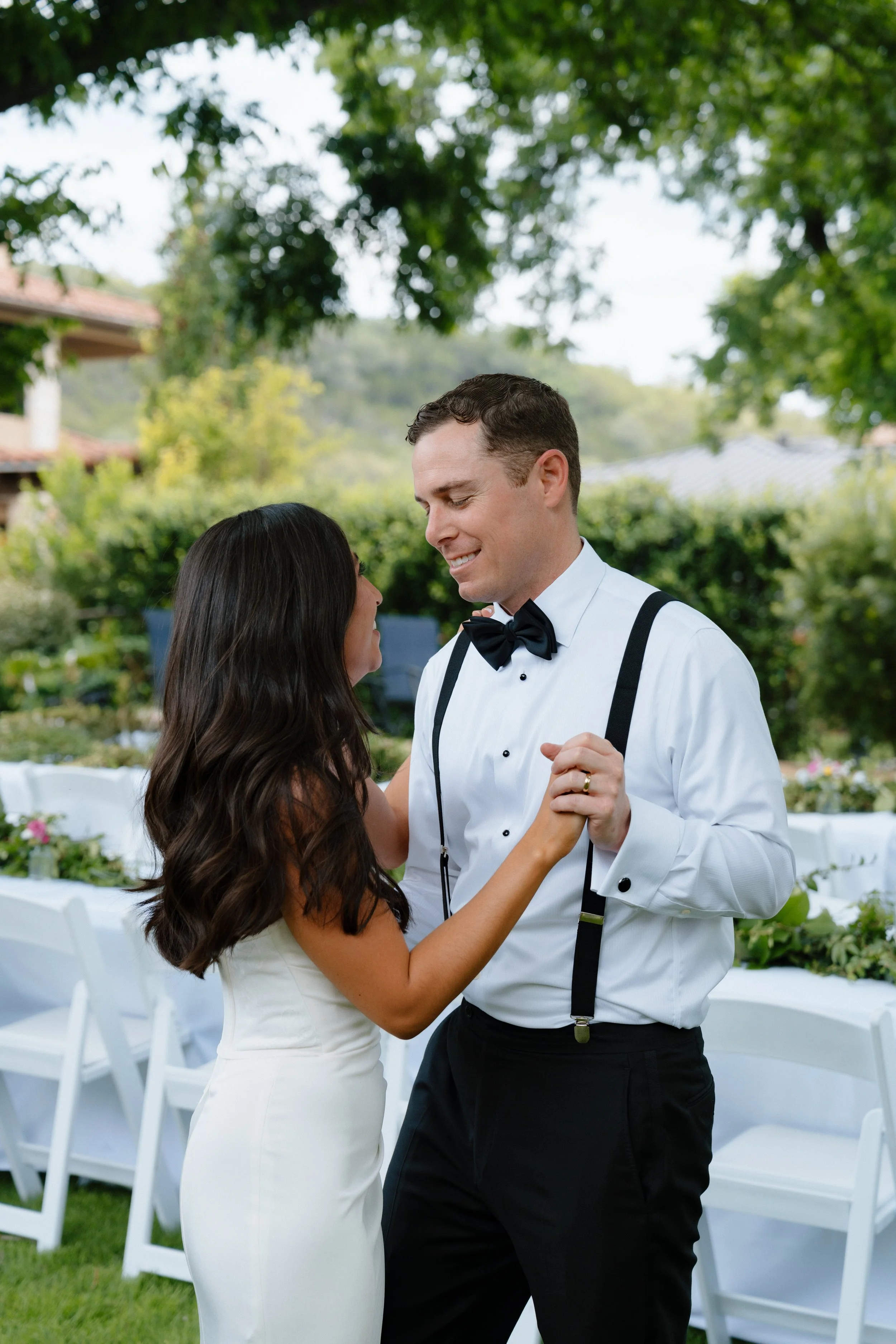 villa-style-airbnb-wedding-texas-hill-country8.jpg