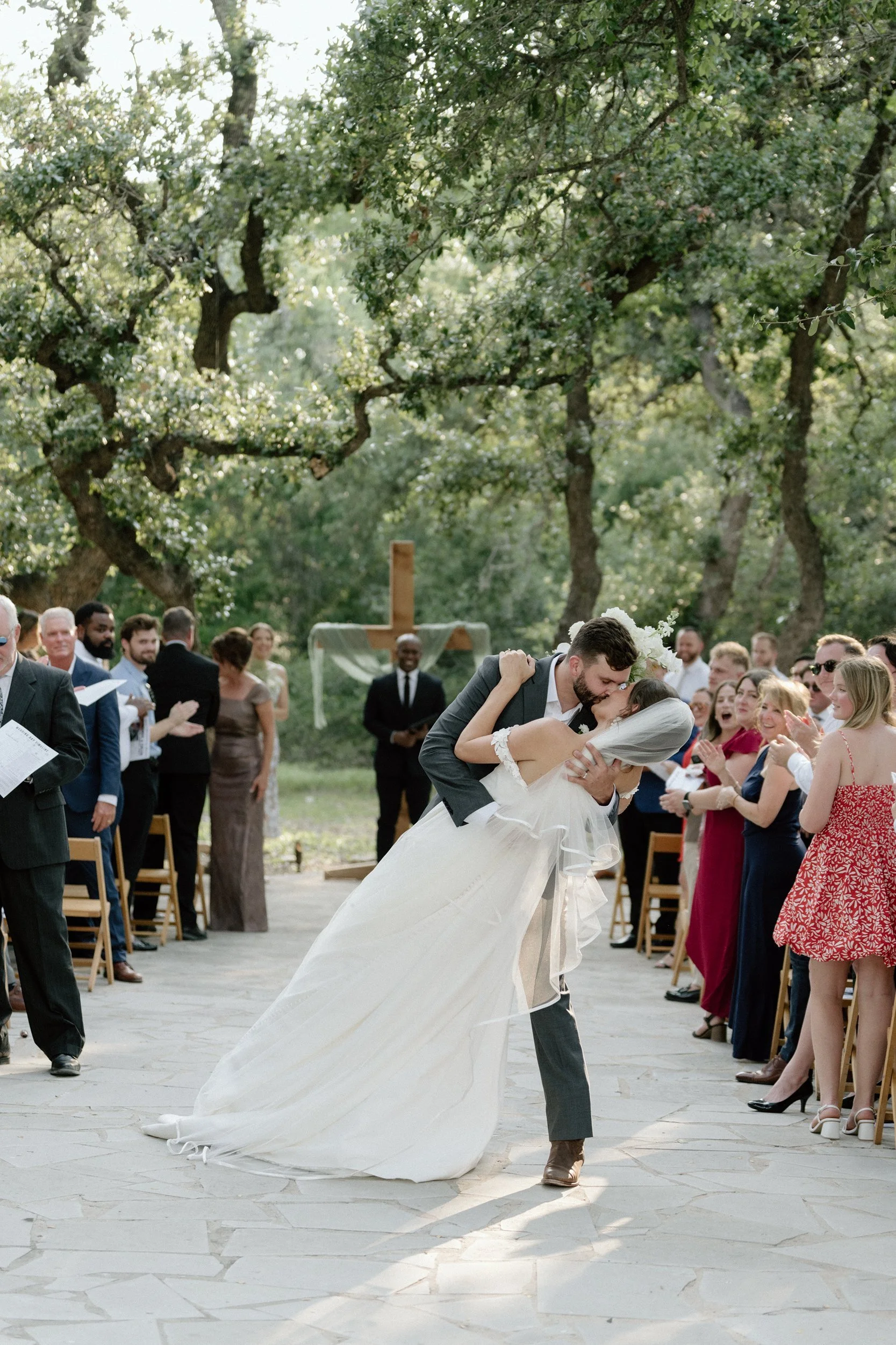 texas-hill-country-wedding-ceremony-addison-grove-first-kiss-2.jpg