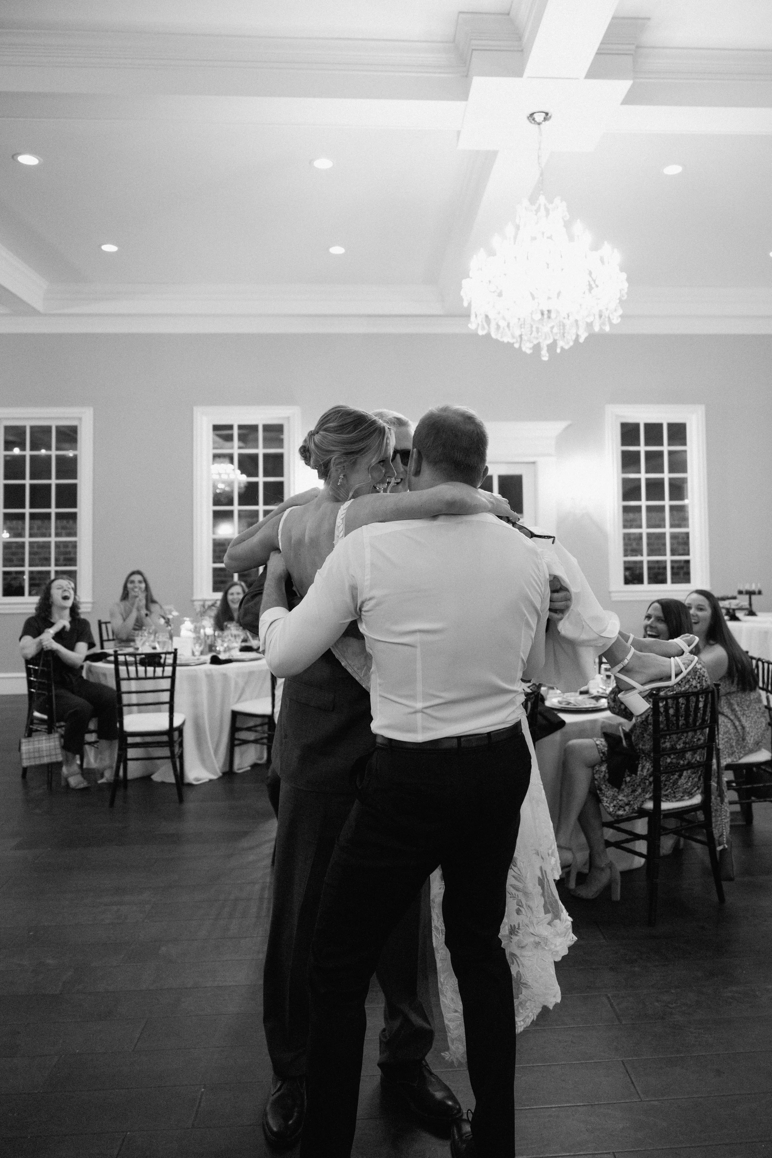 milestone-mansion-wedding-reception-dallas27.jpg
