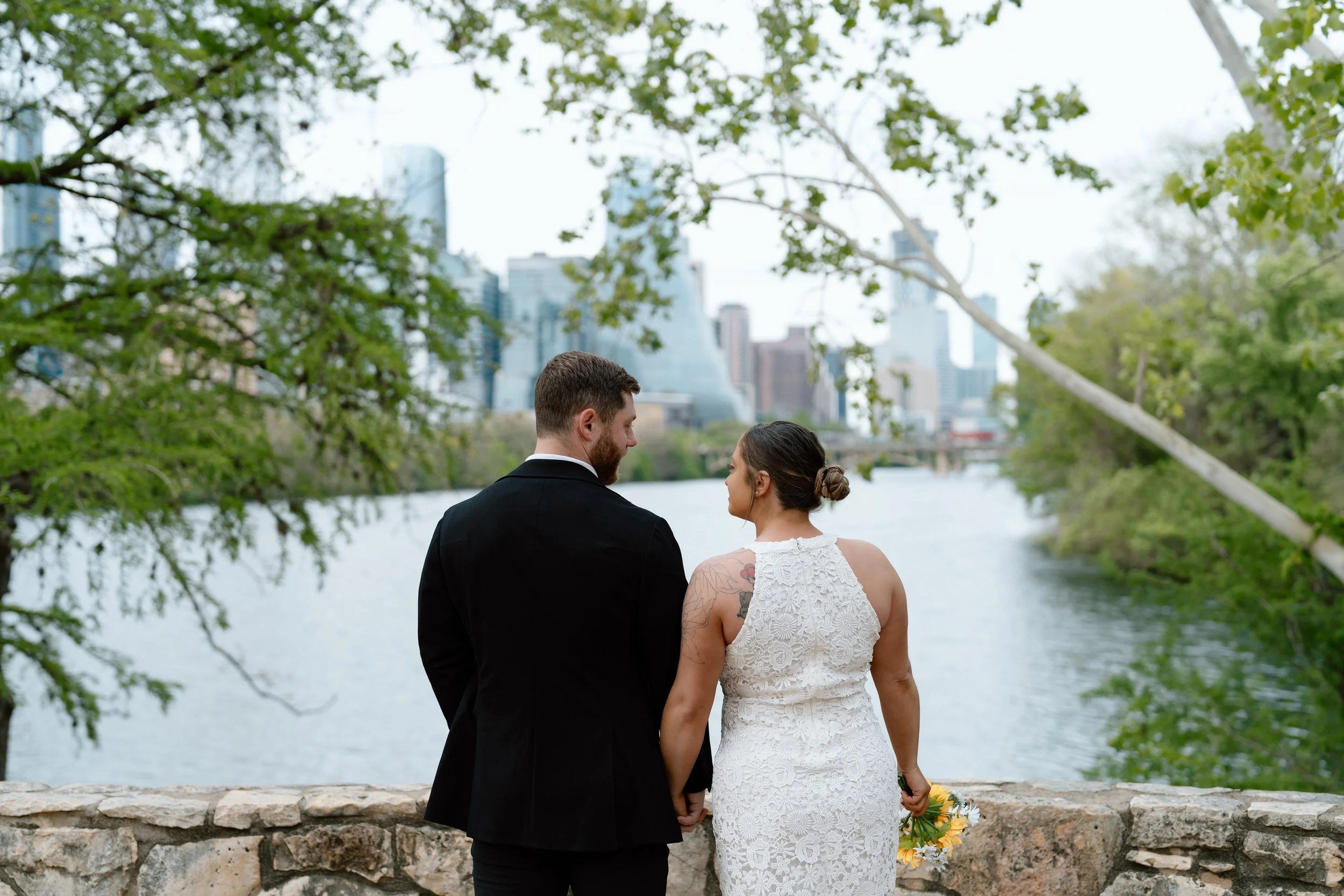 lou-neff-point-austin-elopement13.jpg
