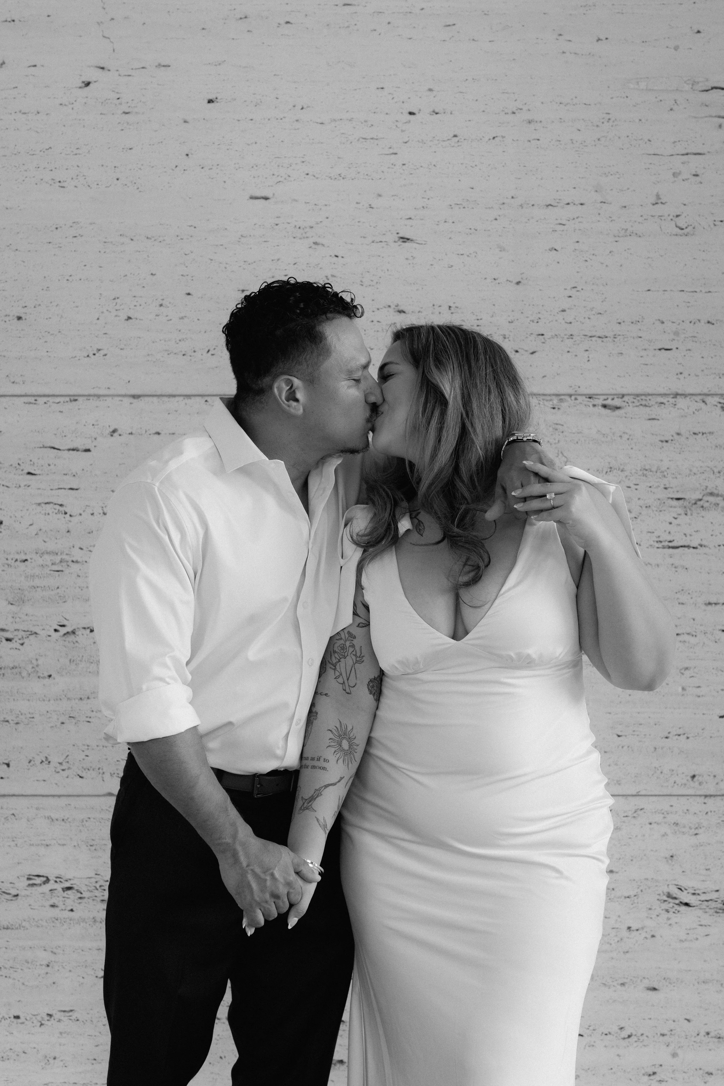 Kimbell-Art-Museum-Fort-Worth-Engagement-Session24.jpg