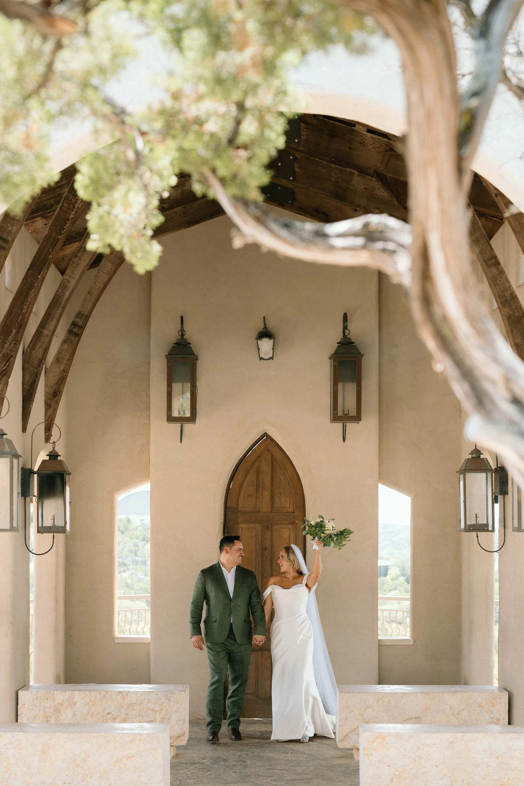 couple-celebration-bouquet-raised.jpg