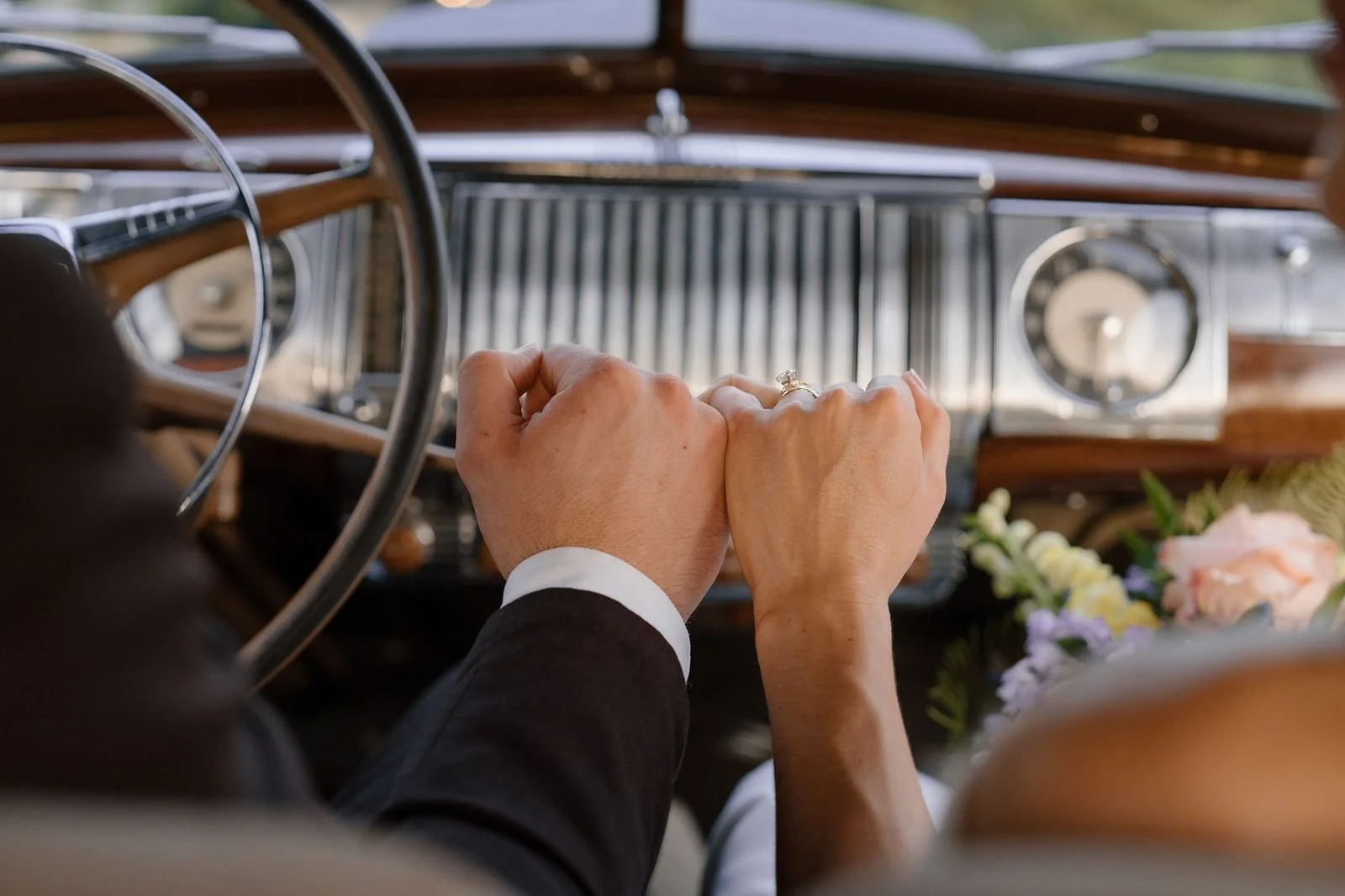 Ashley+Riley-SneakPeeks-TheShensPhotography-41.jpg