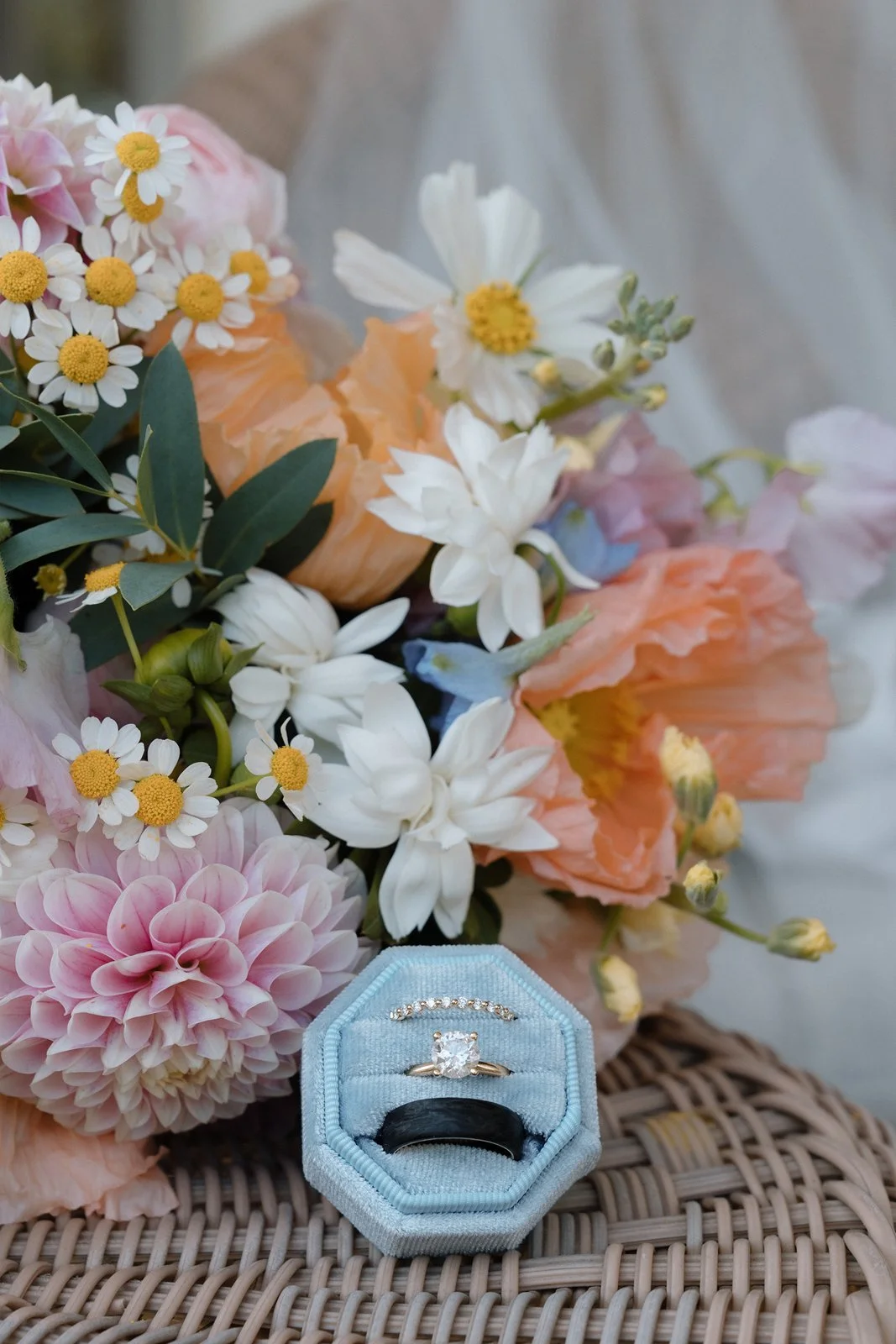 Hannah+Michael-SneakPeeks-TheShensPhotography-2.jpg