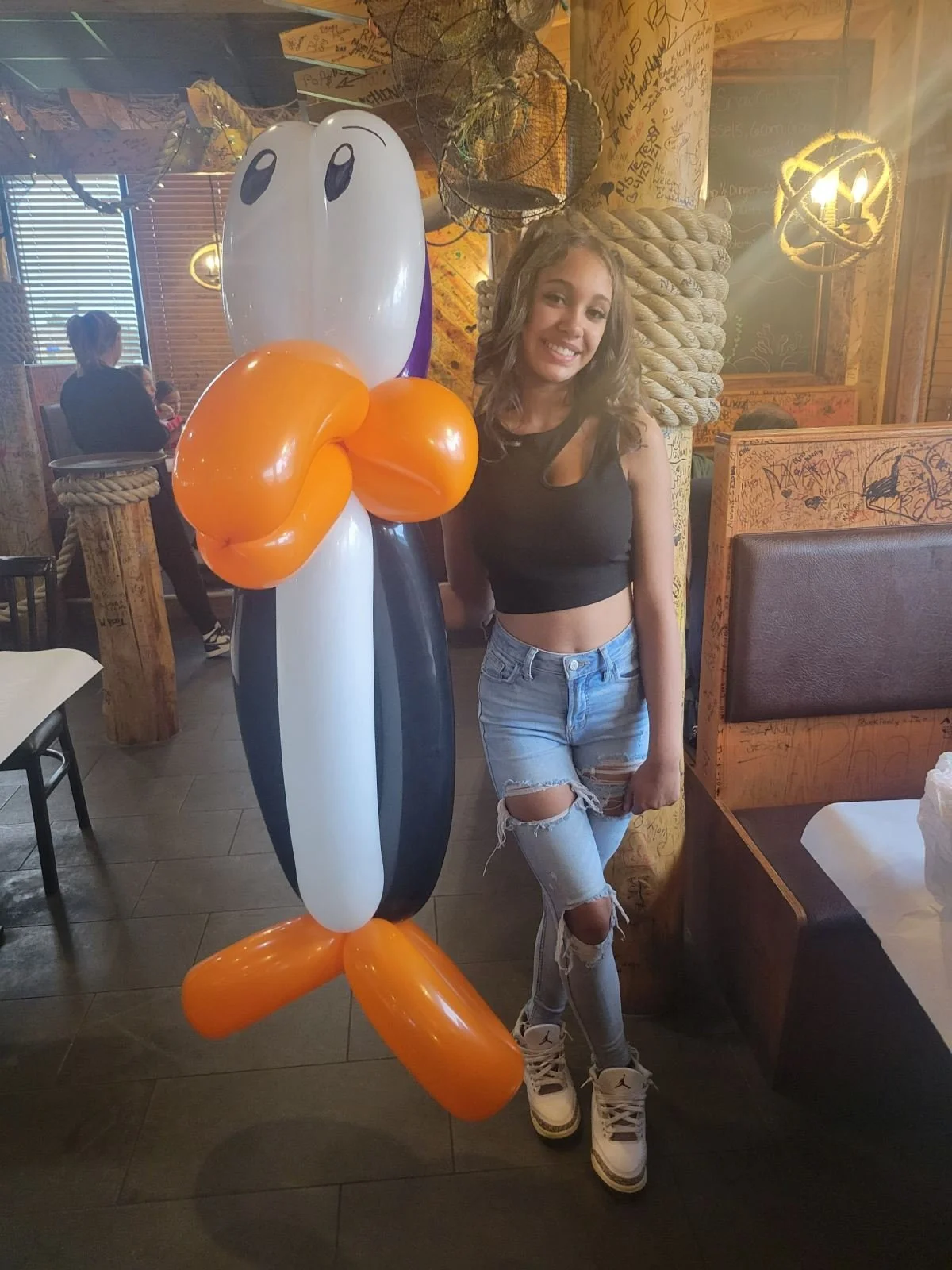 penguin-sculpture-in-dining-room.jpg