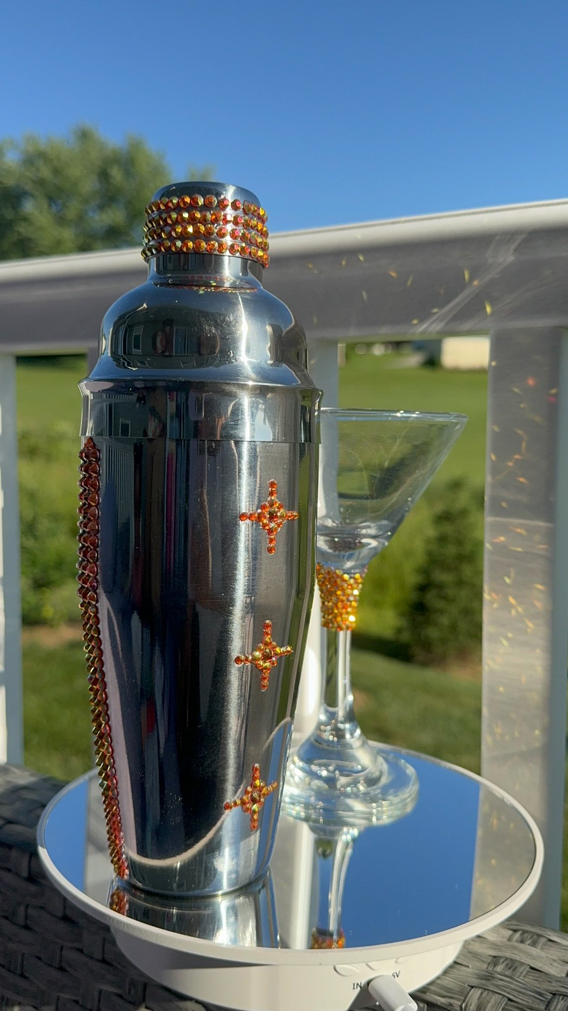 Martini Shaker With Glasses / Rhinestone