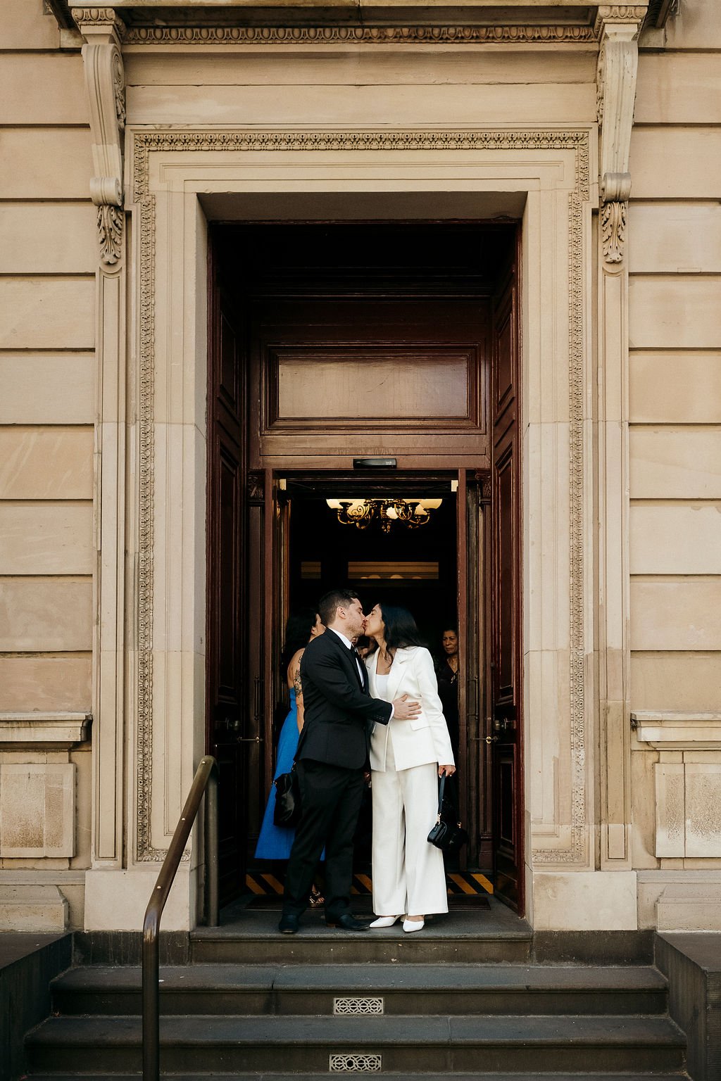 A kiss on the steps