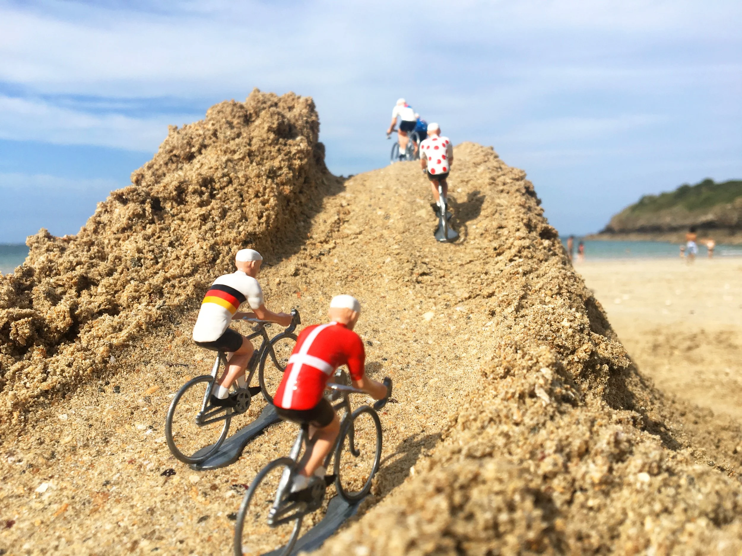 bernard-et-eddy-plage-cycliste