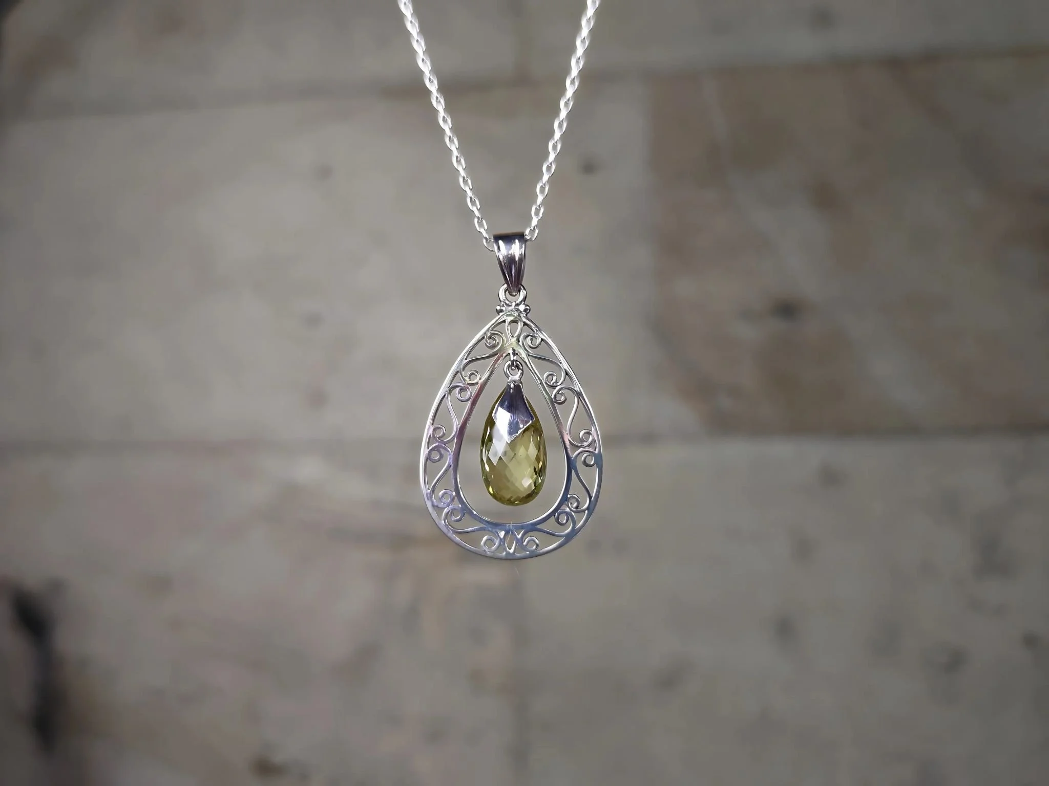 Framed Citrine Pampel