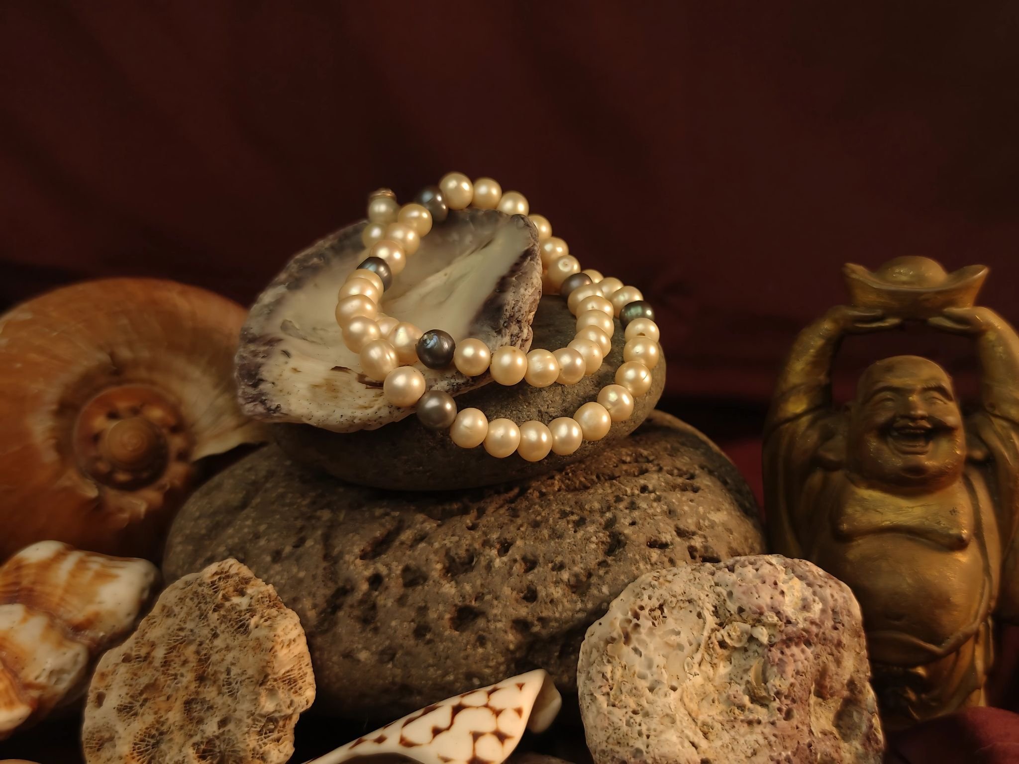 Large Pearl Necklace with Black Pearl Details