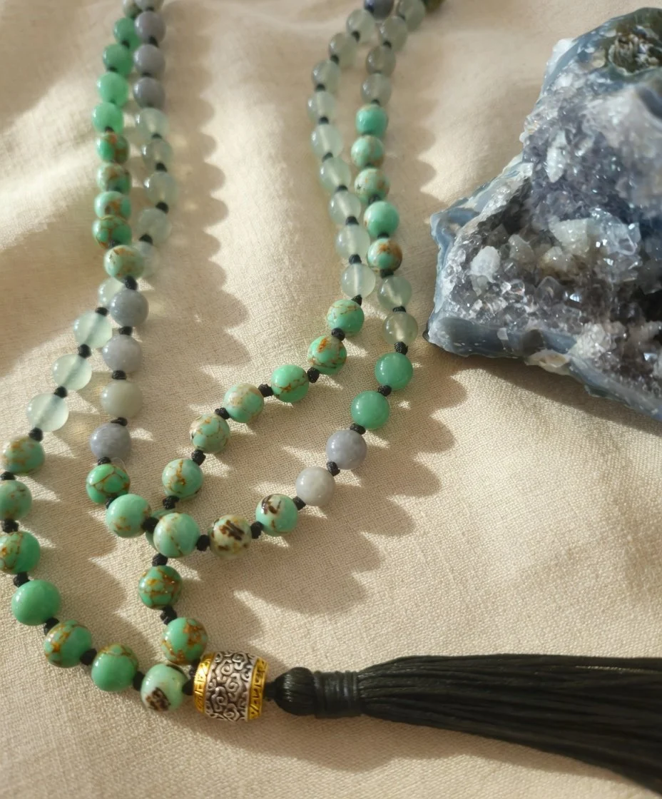 handmade-108-prayer-beads-meditation-mala---sq4524440-enhanced-01.jpg