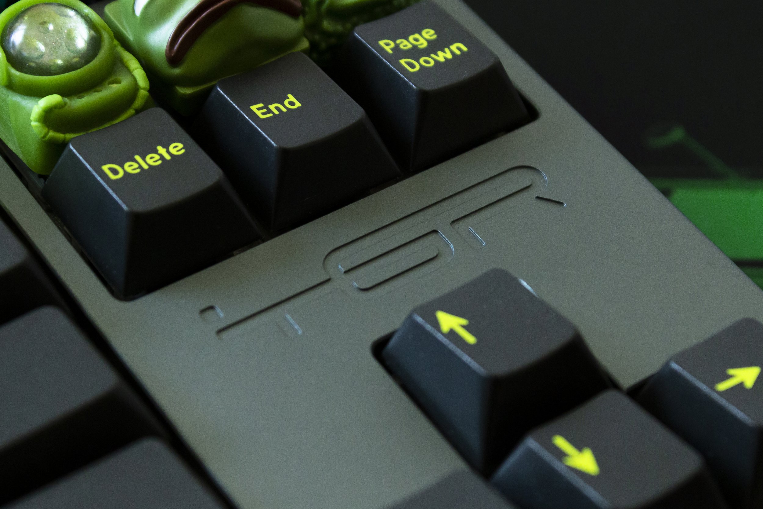 TGR Jane V2 ME — coal TGR Jane V2 ME — coal