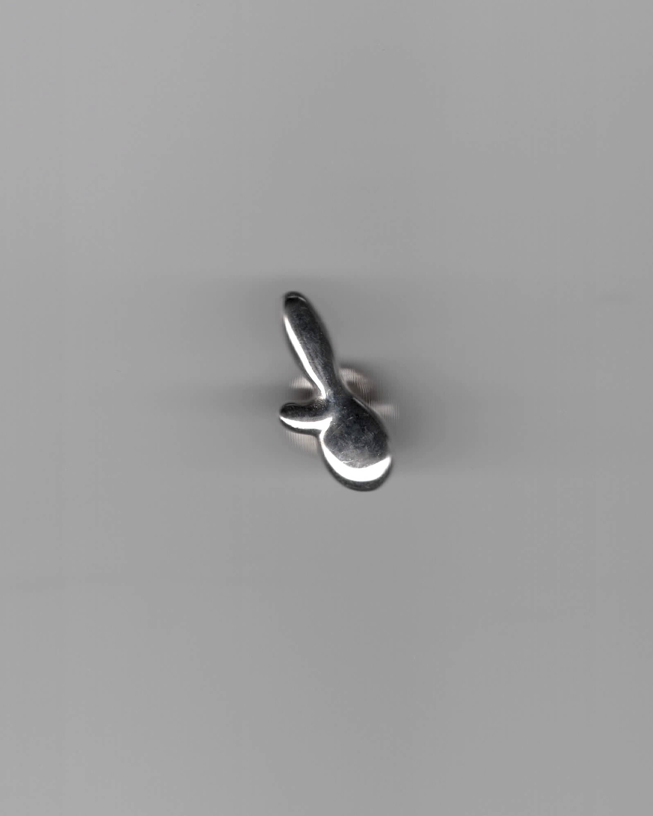 Broche_002_Grey_001-3.jpg