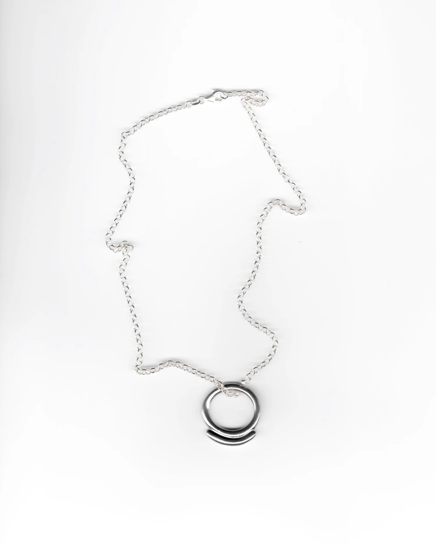 Necklace 003 — Pleun van Dijk