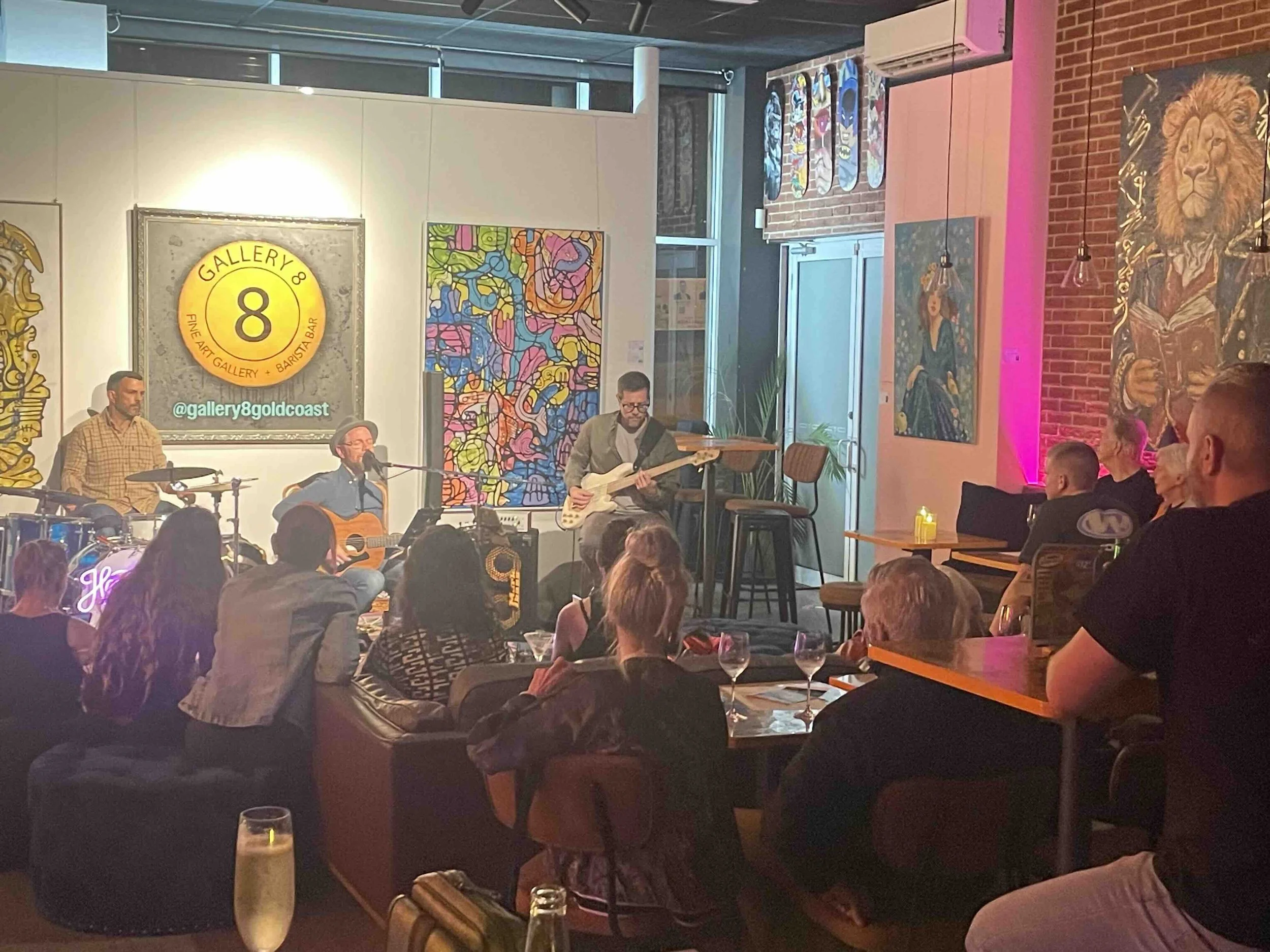 Ideas Man Live at Gallery 8 – Southport’s Intimate Music &amp; Art Experience