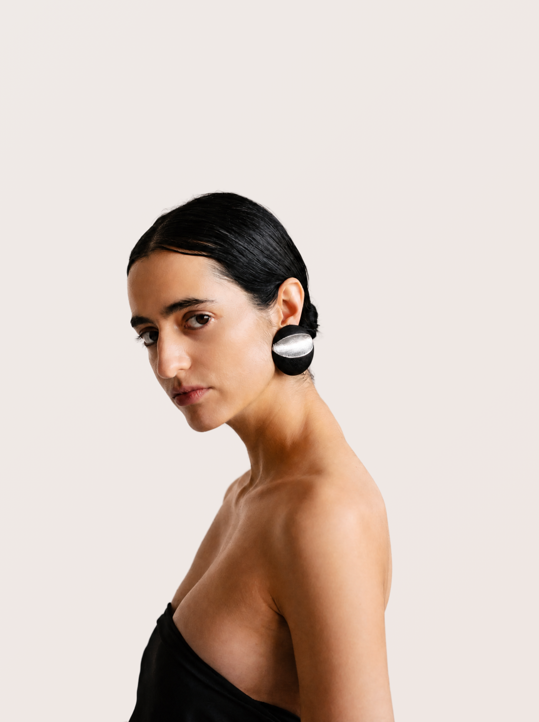 Sirone earrings 1.png