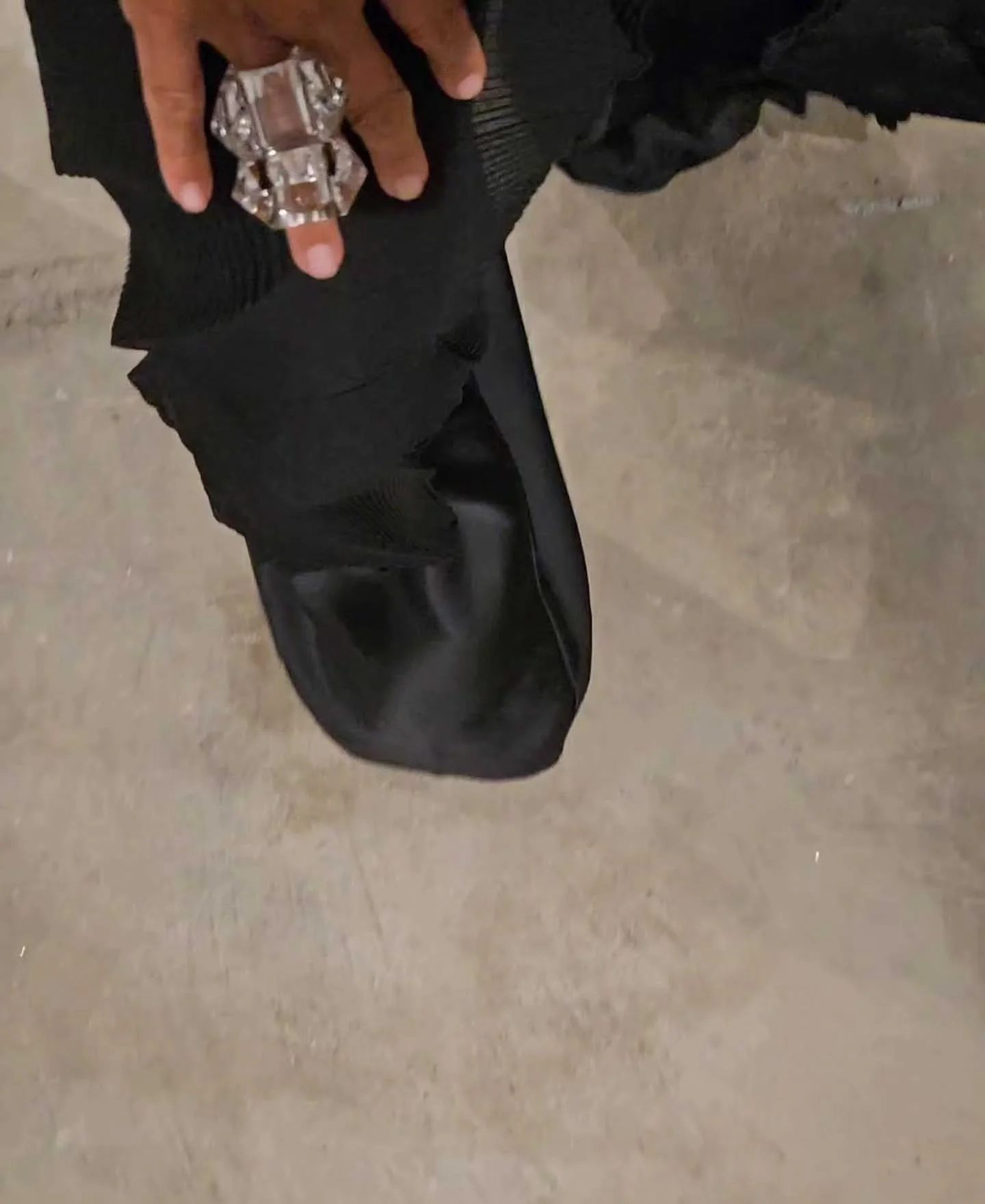 There&rsquo;s a clarity that comes from choosing well. Black and white. Strong lines. Sculptural details. When you let form take center stage, presence follows.

#SHOPMEYVN #statementjewelry #lucitejewelry #acrylicjewelry #sculpturaljewelry