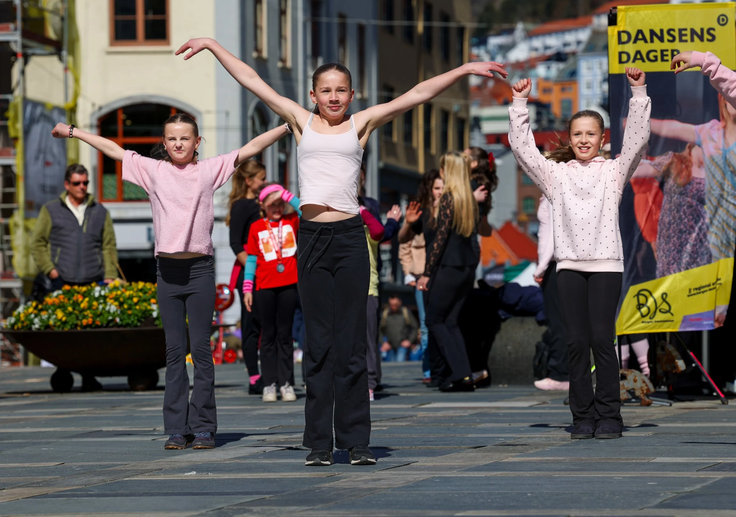 Fotograf Trond Spurkeland, Bergen Dansesenter (Jazz 10-12 år med Noelle Deriada)